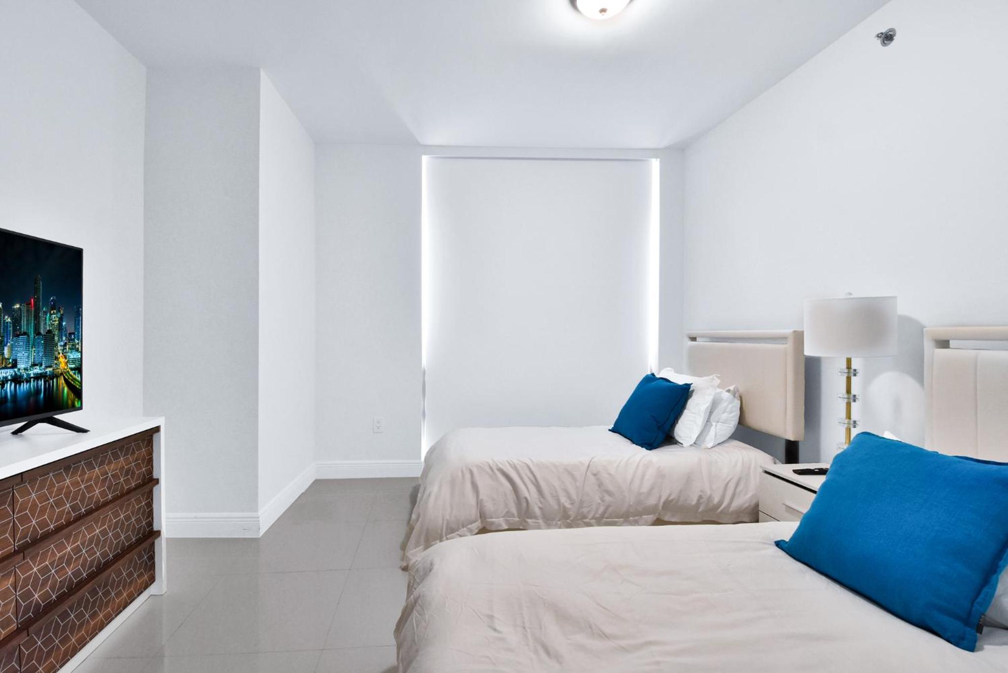Two-Bedroom Apartment photo 2