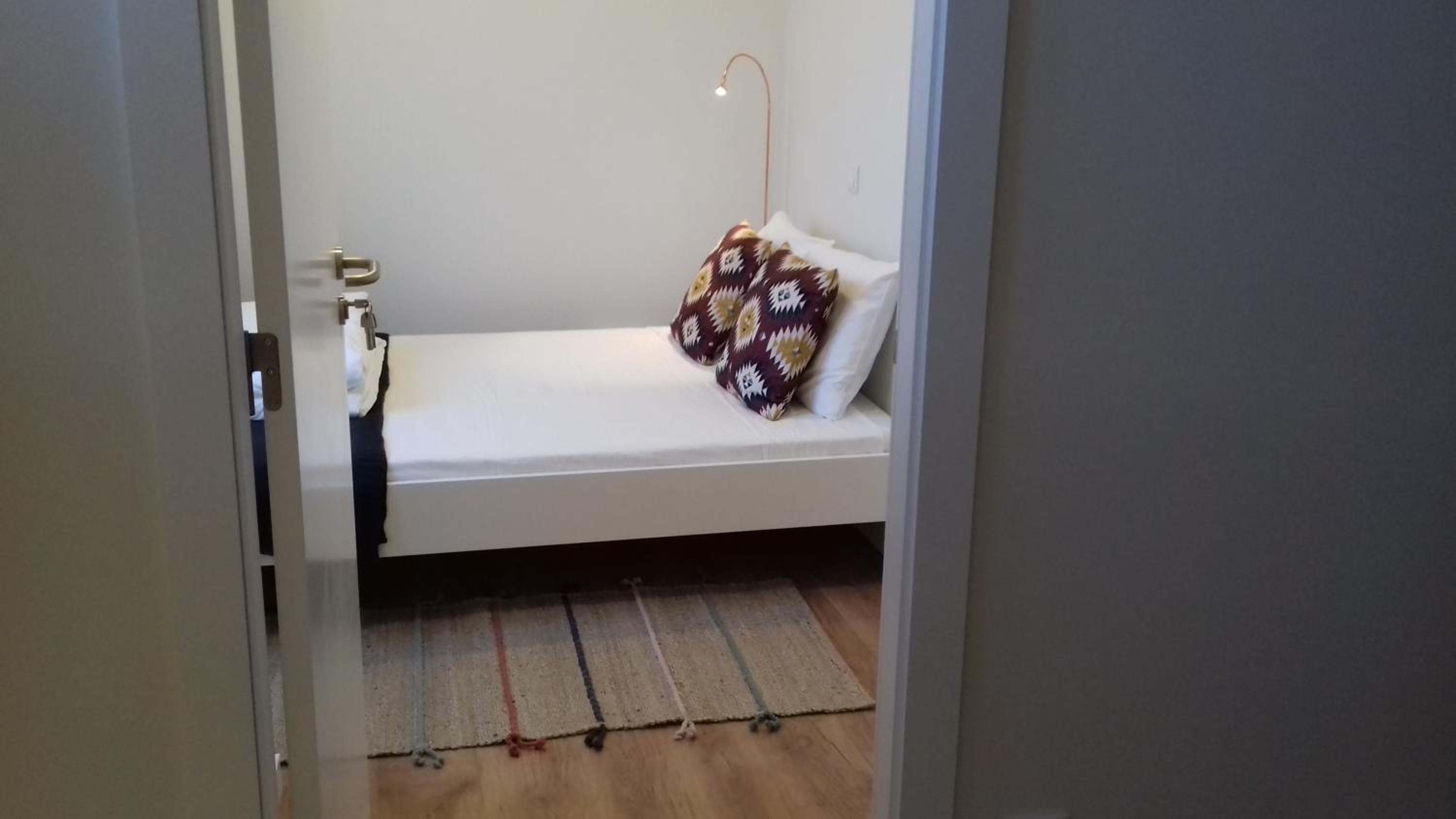 Double Room with Shared Bathroom photo 2