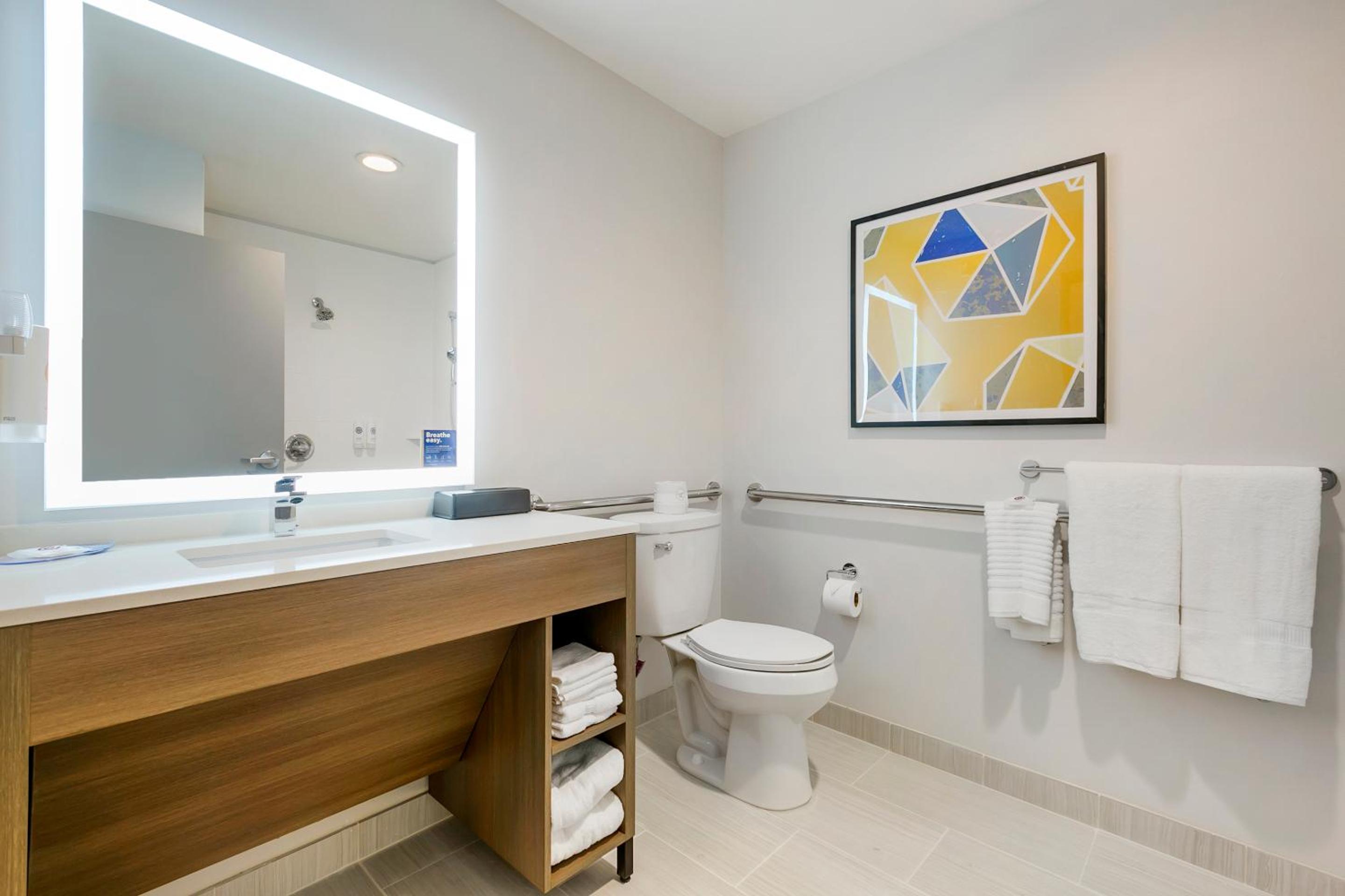 King Room - Disability Access/Non Smoking - Photo 6