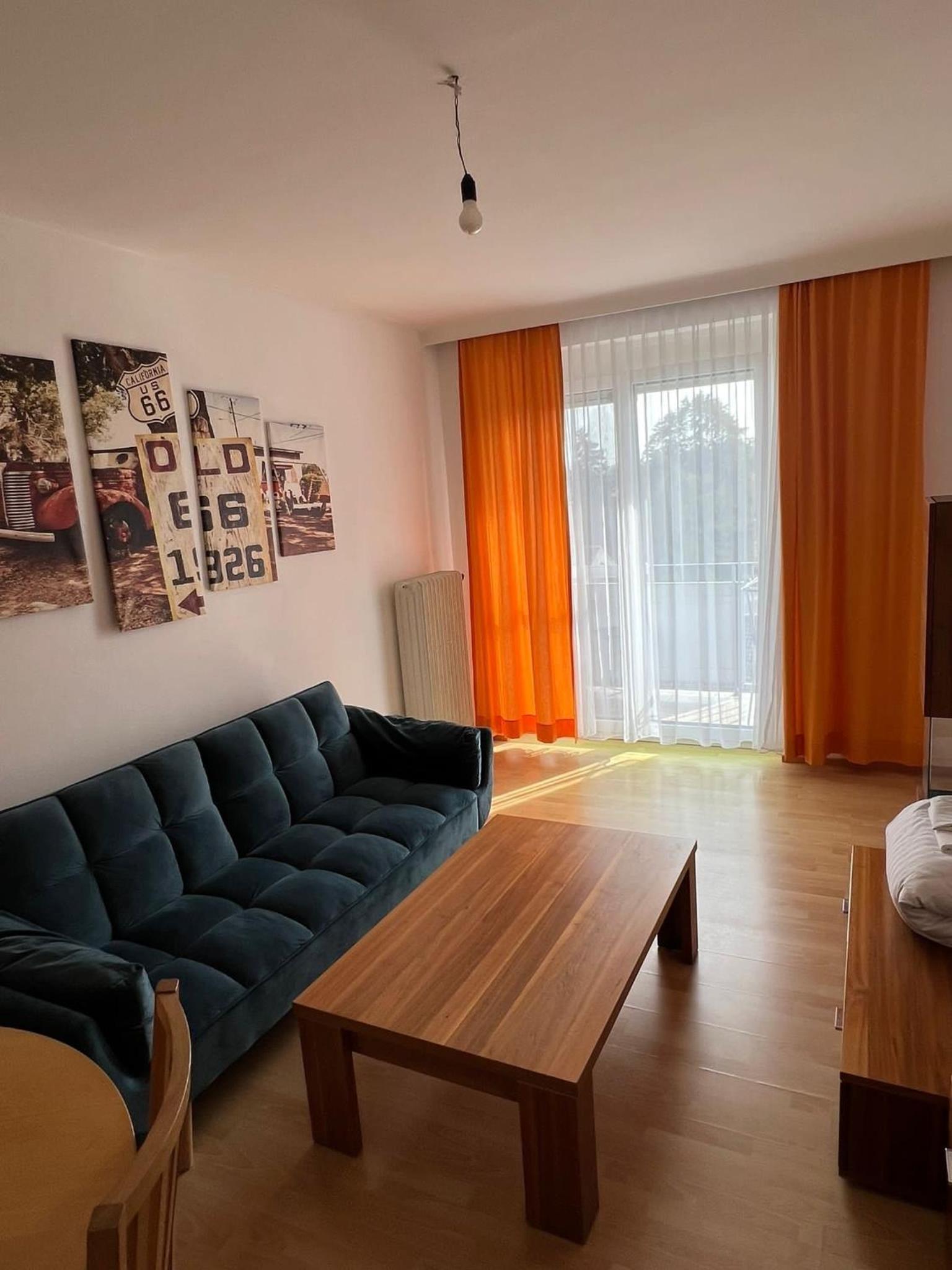 One-Bedroom Apartment photo 1