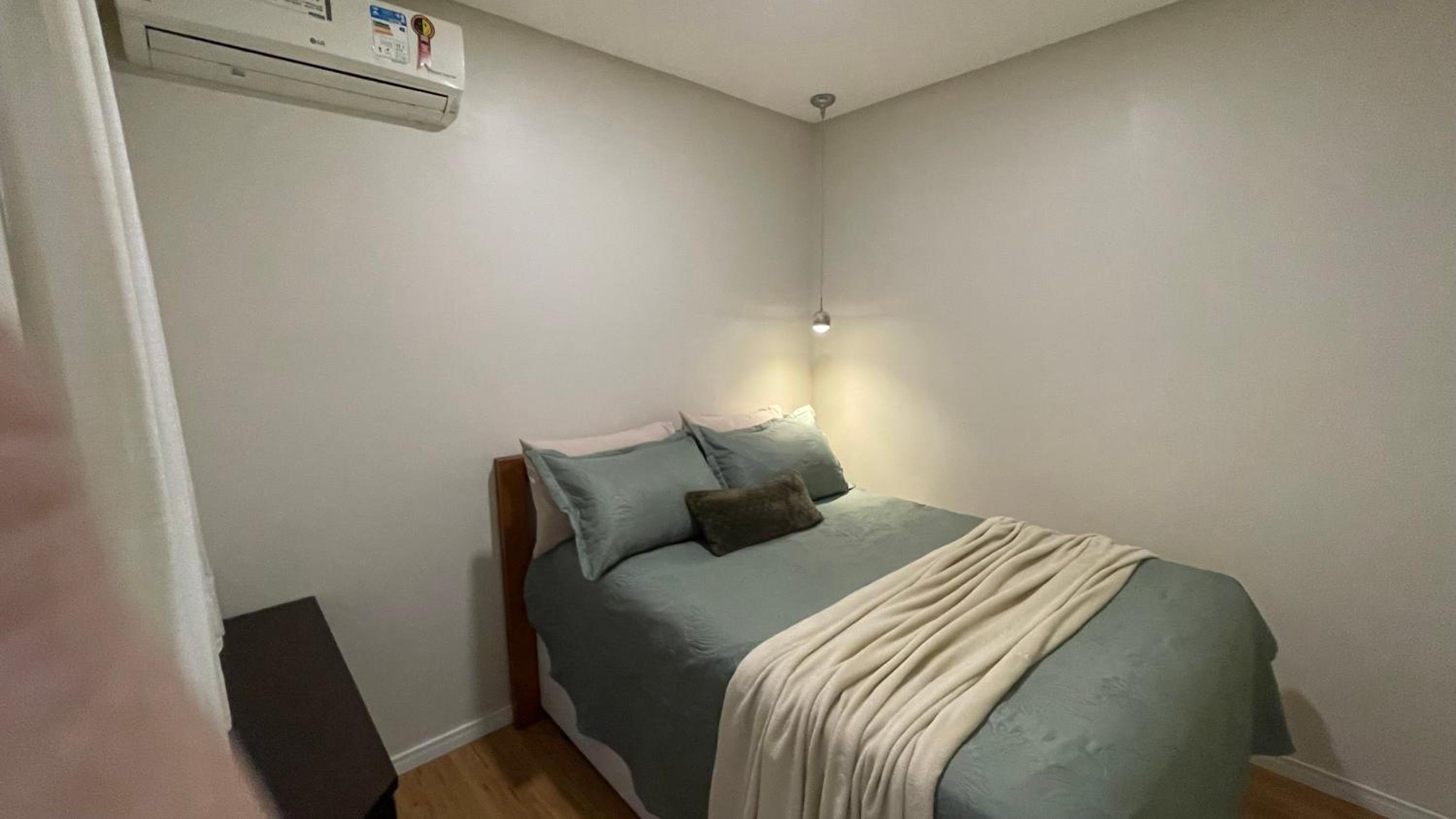 Three-Bedroom Apartment photo 3