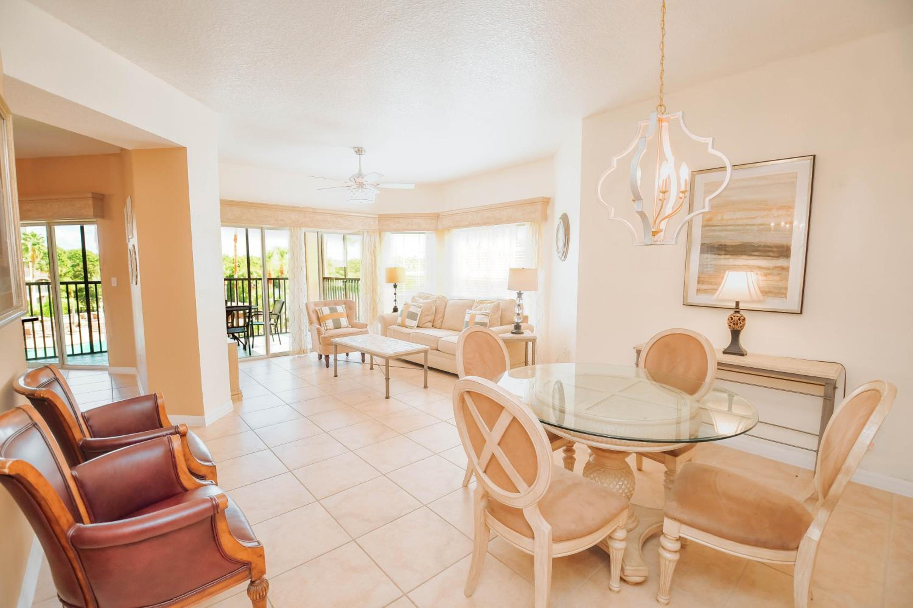 Three-Bedroom Suite with Two Bathrooms