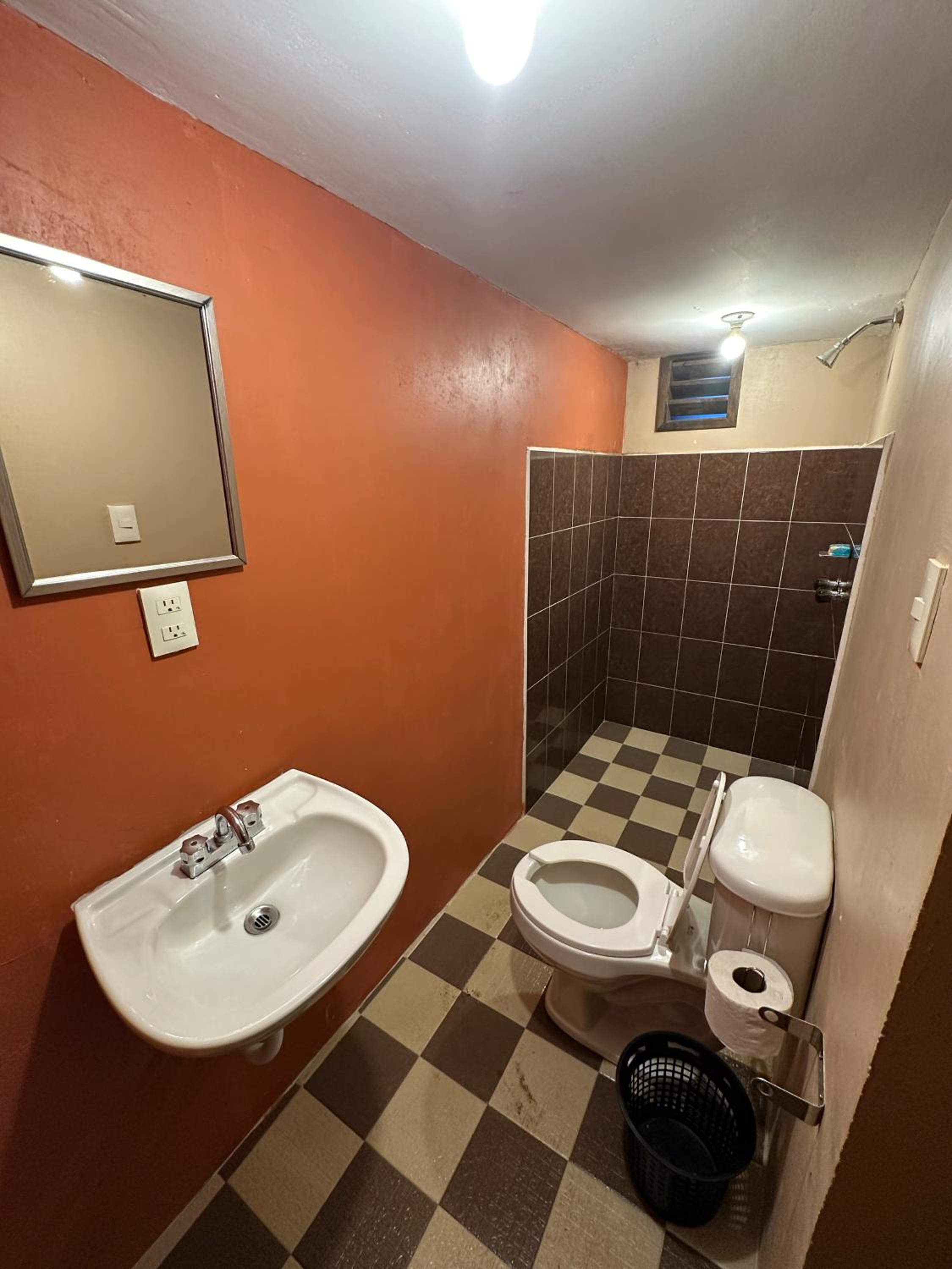 Quadruple Room - Photo 6