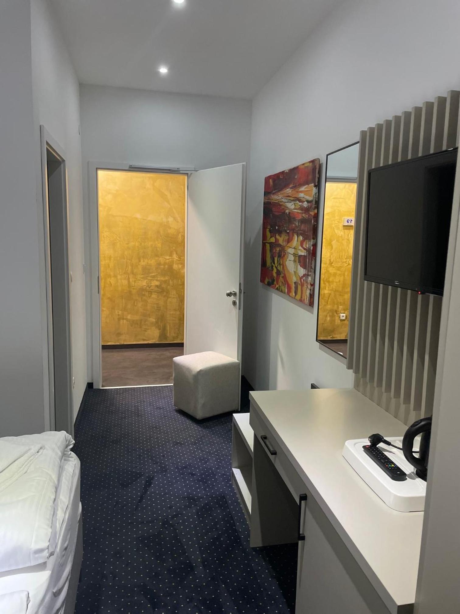 Single Room with Private Bathroom