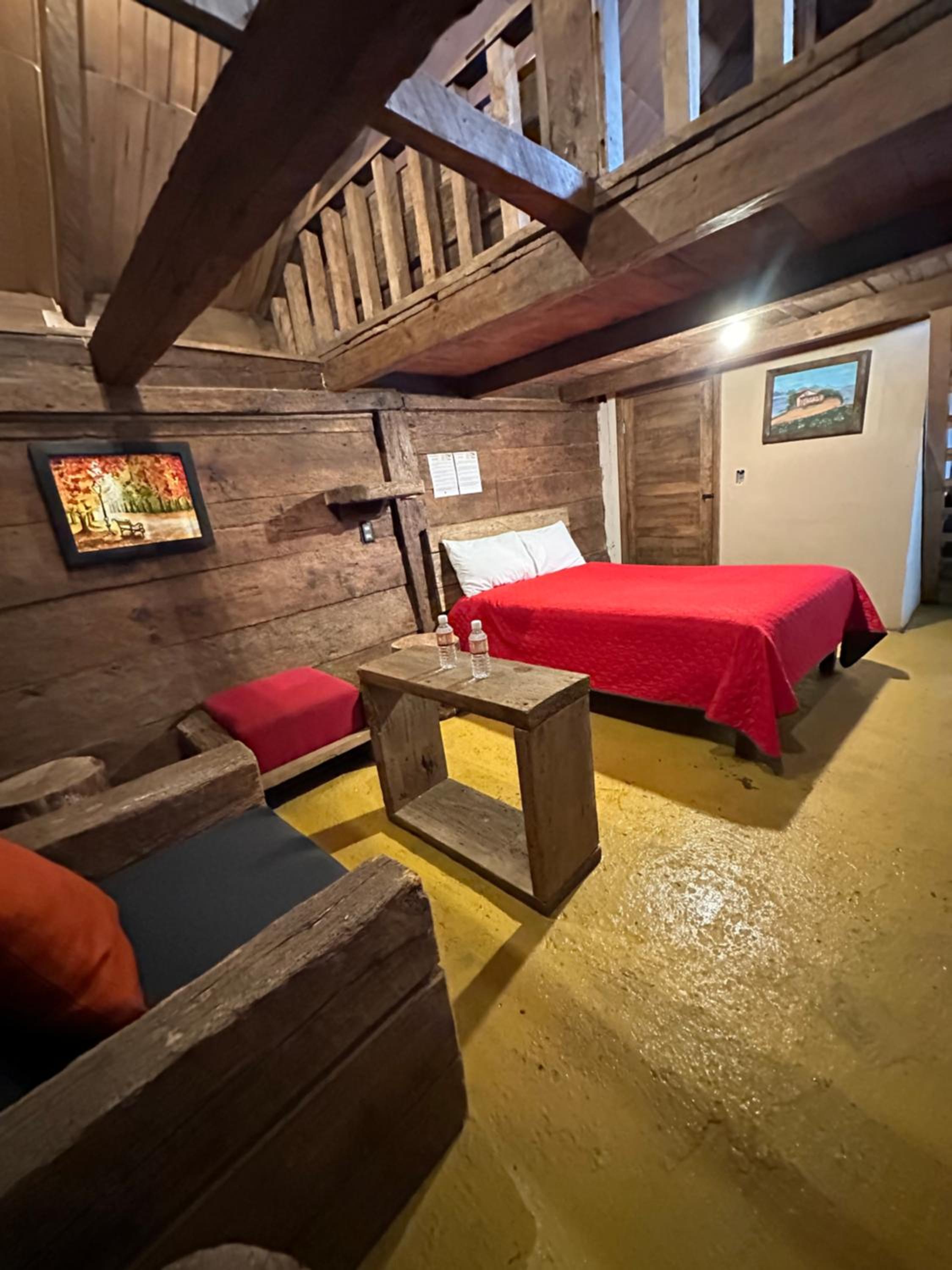 Standard Twin Room - Photo 5