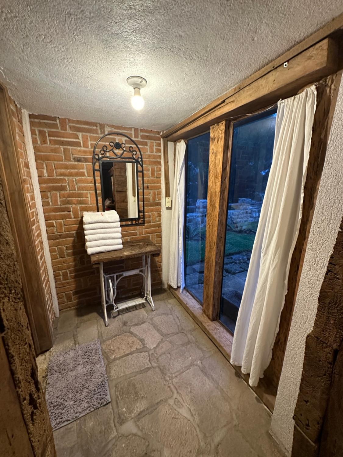 Triple Room - Photo 13