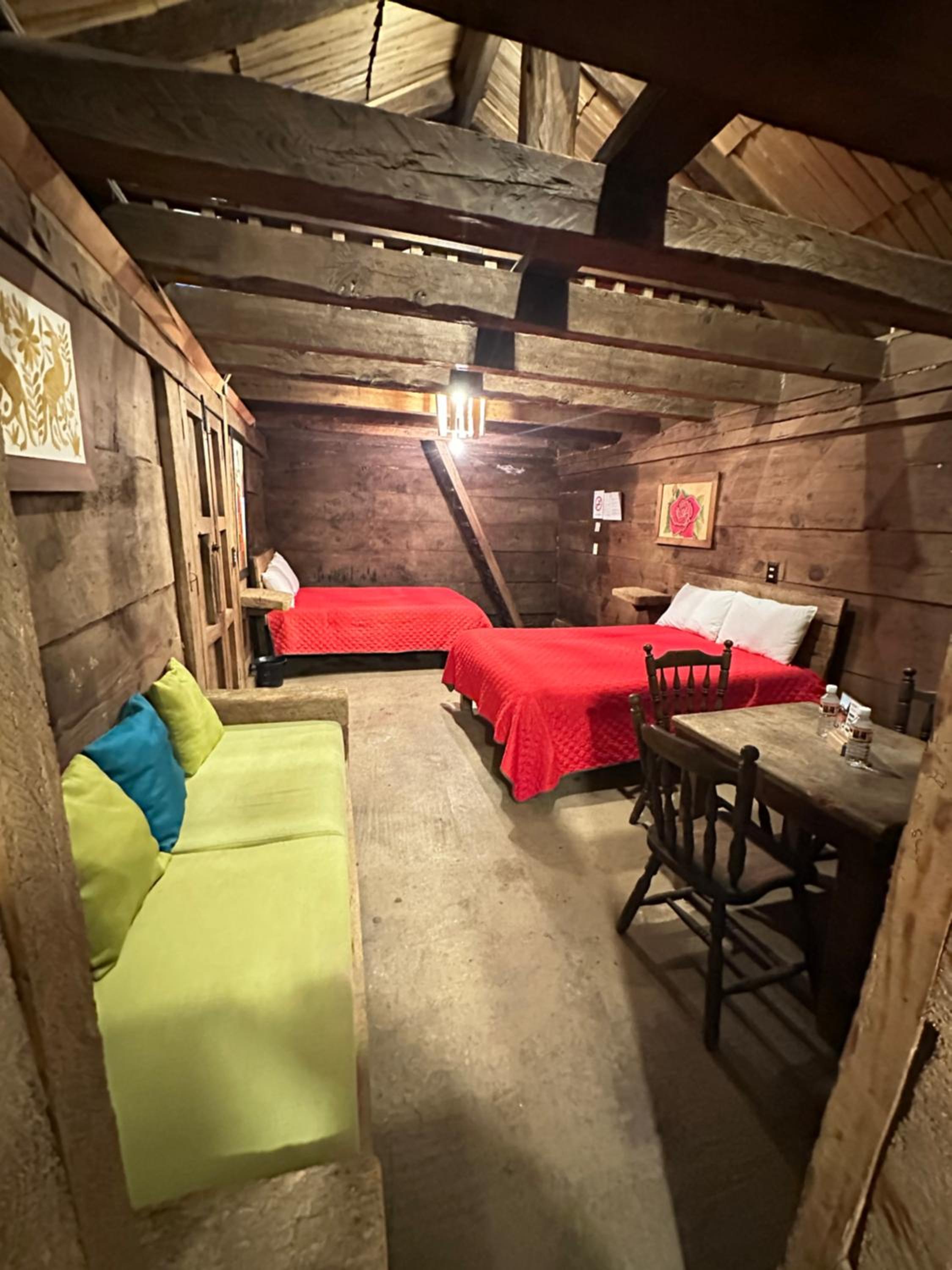 Triple Room - Photo 6
