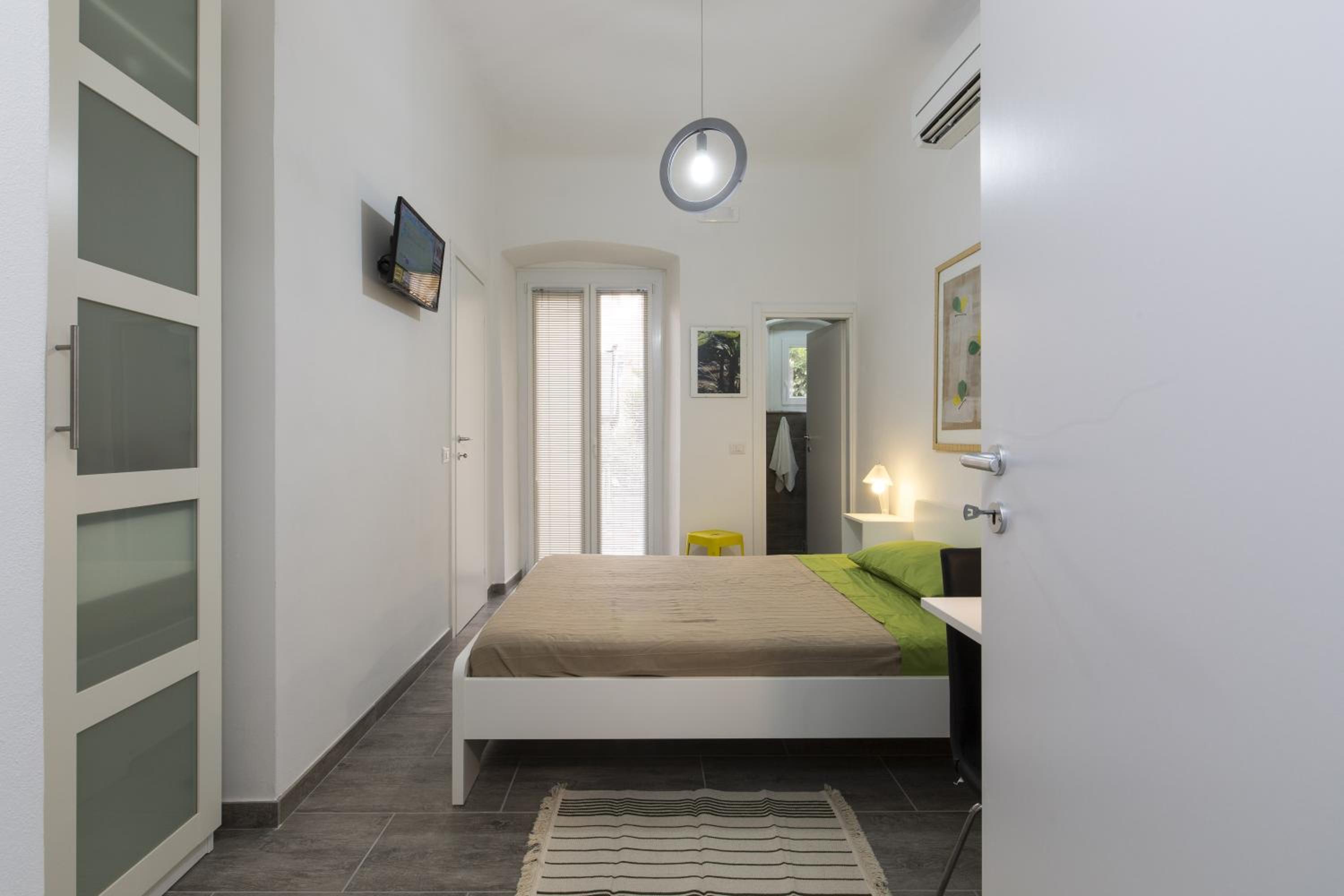 Single Room photo 3