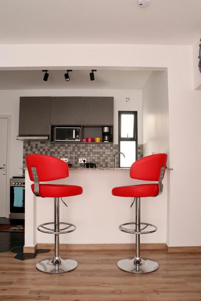 One-Bedroom Apartment photo 2