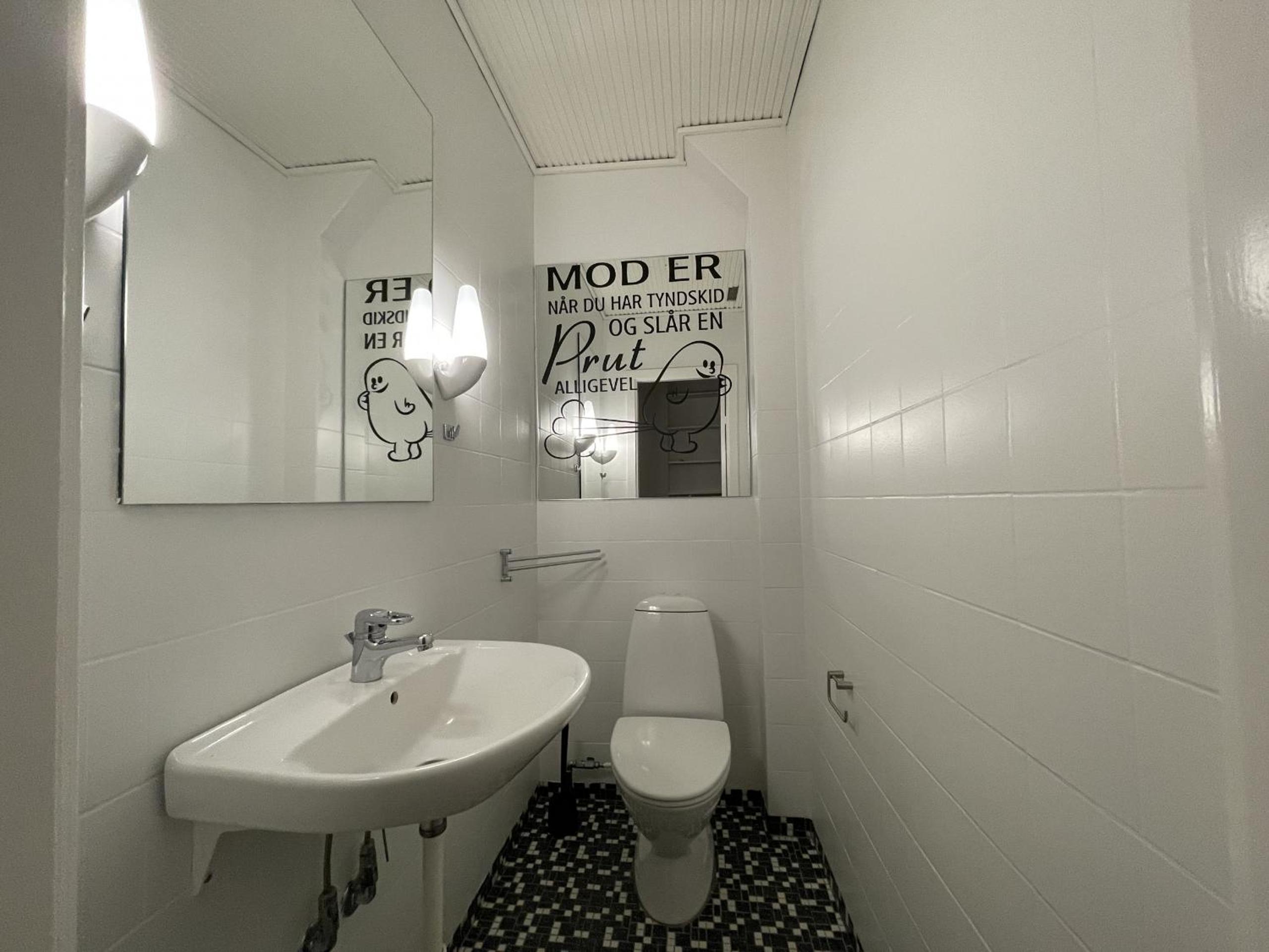 Apartment with Terrace photo 3