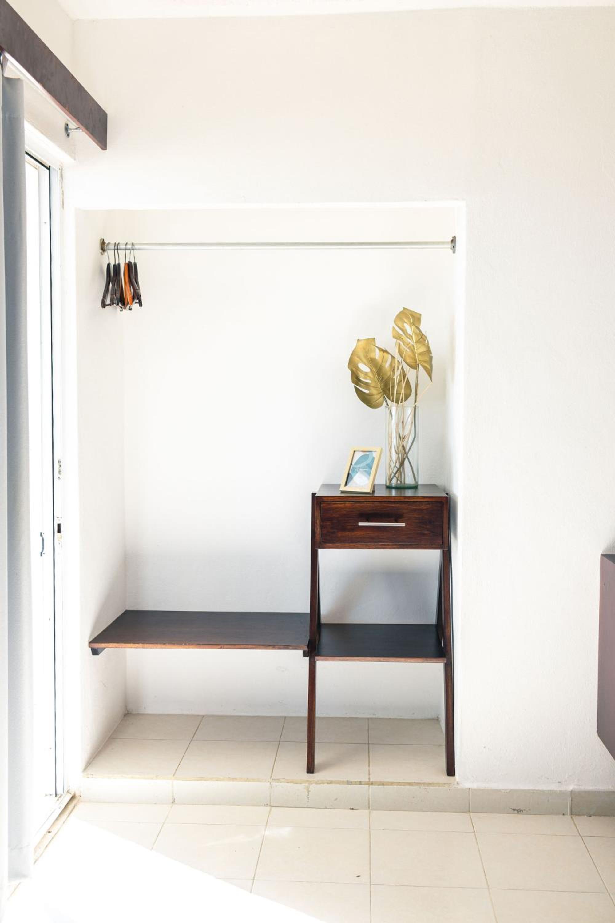 King Room with Sea View - Photo 8