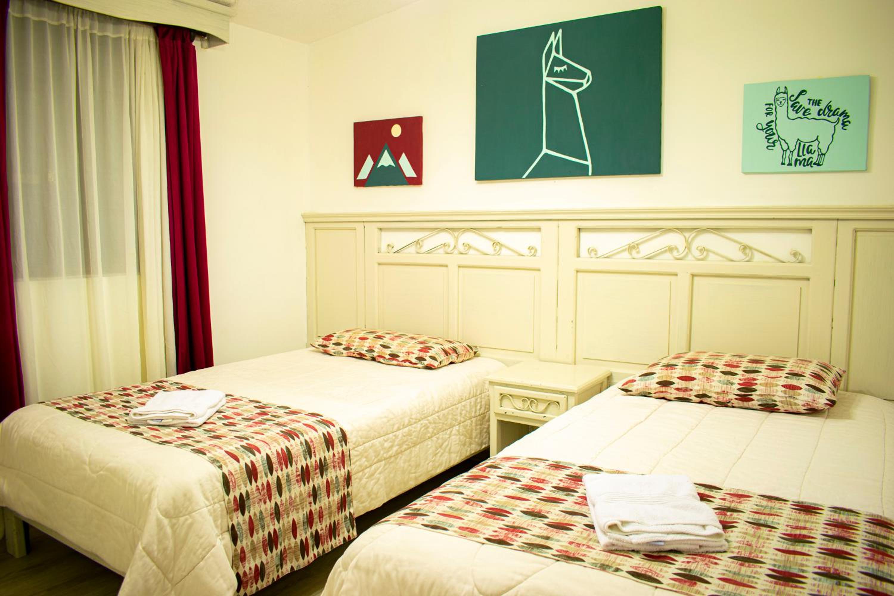 Standard Twin Room