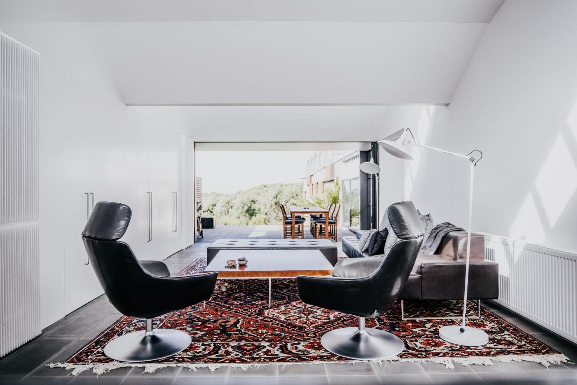 Four-Bedroom House photo 1