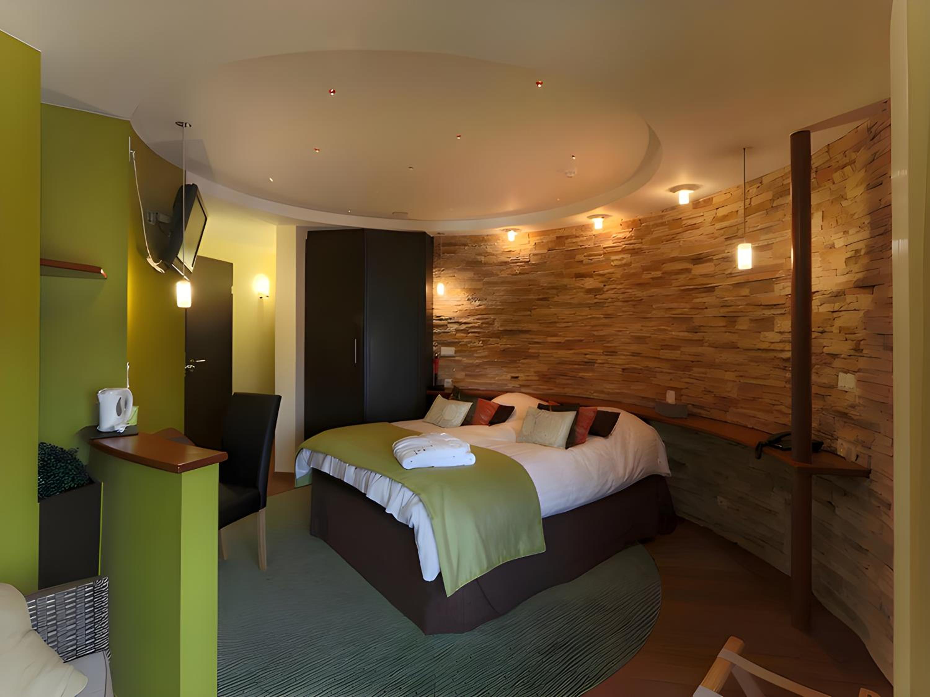 Suite photo 1