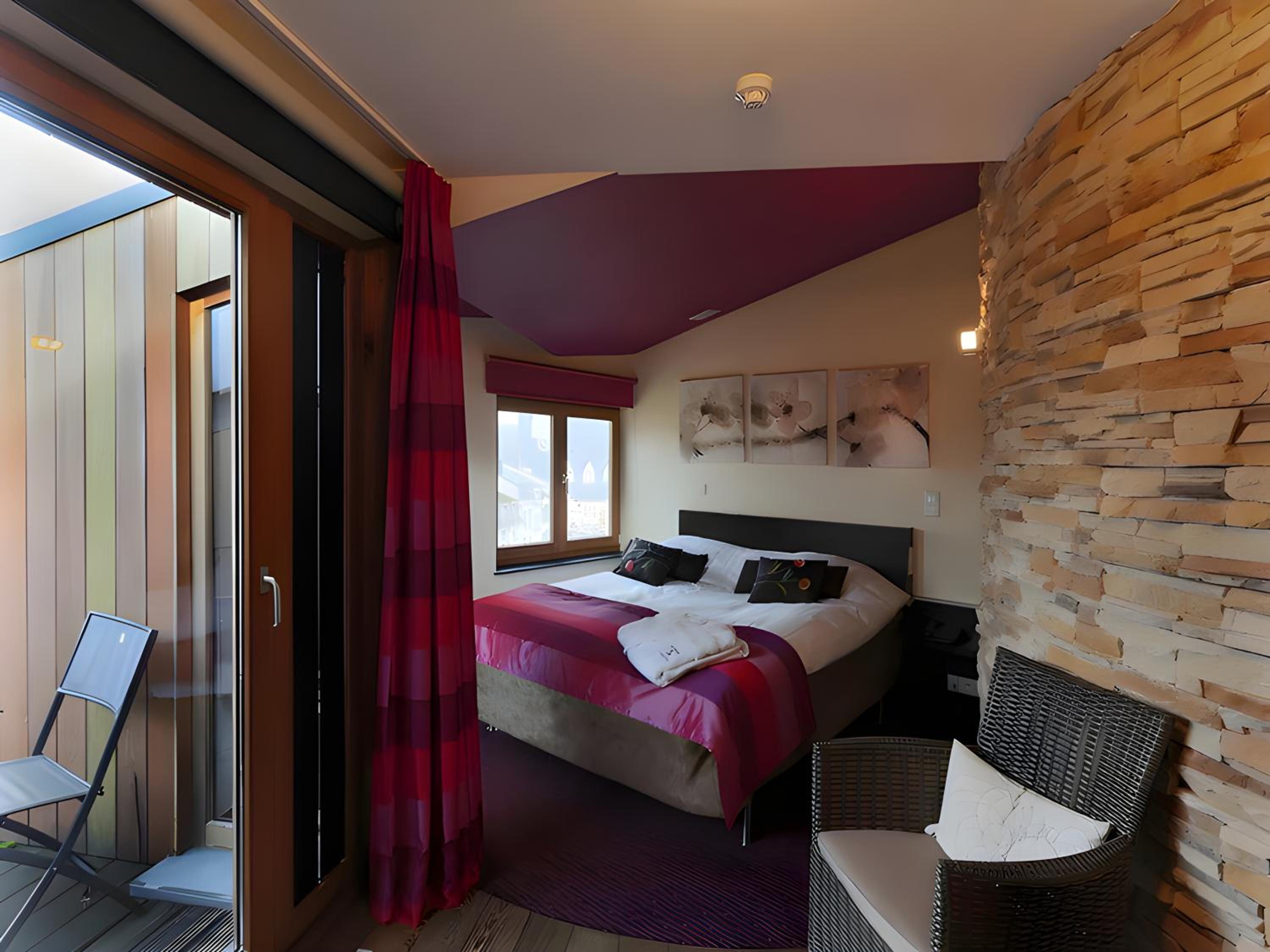 Suite with Terrace photo 2