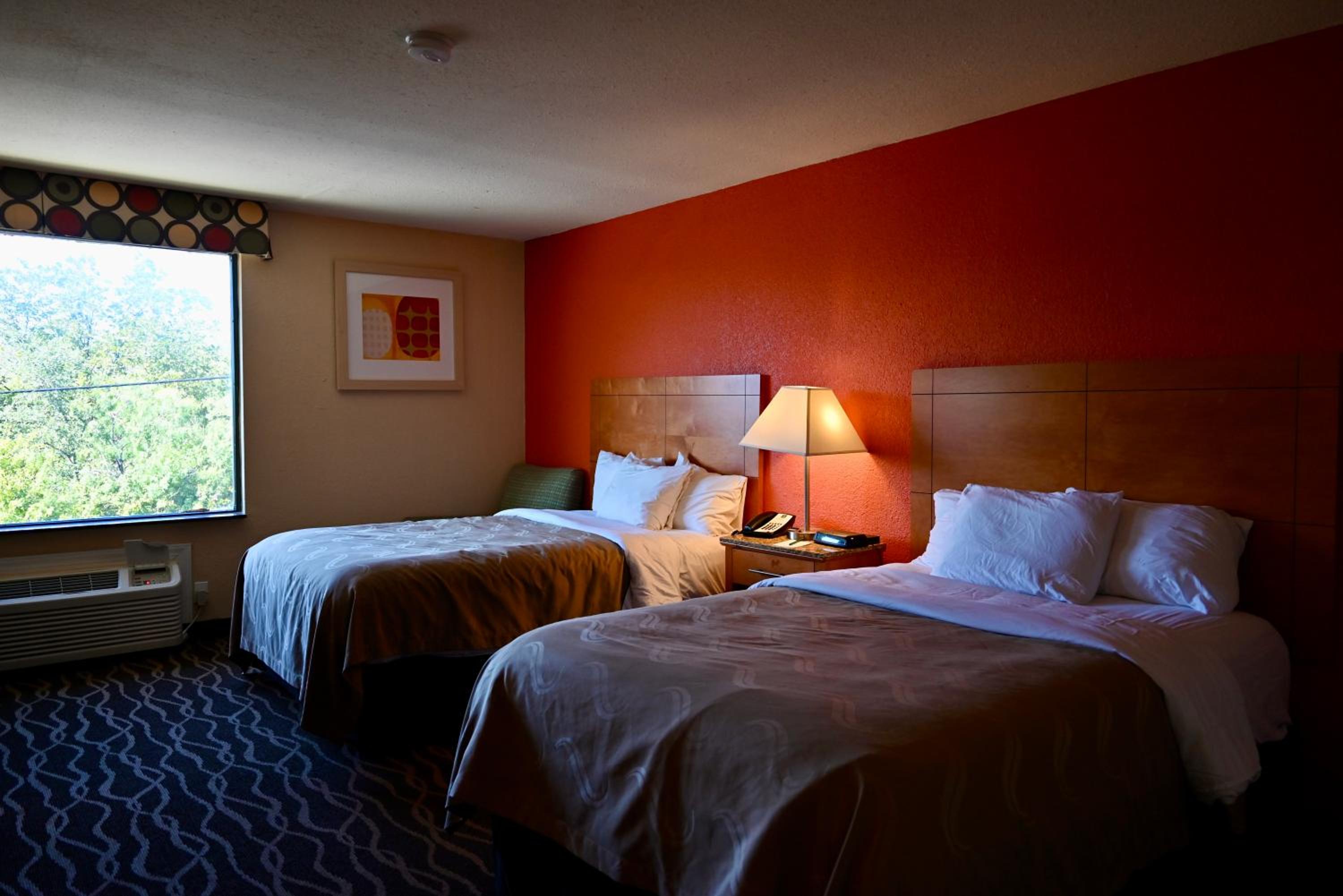 Double Room with Two Double Beds - Photo 1