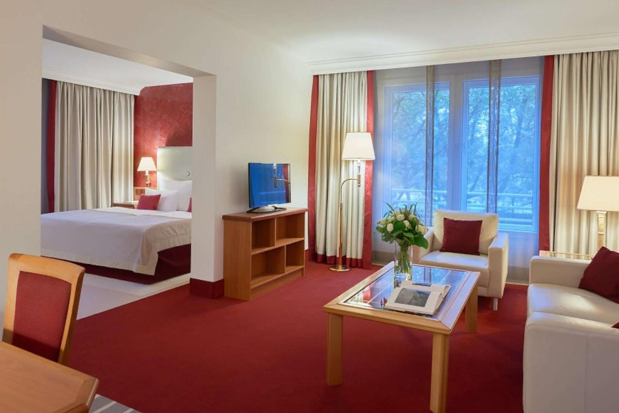 Junior Suite - Photo 1