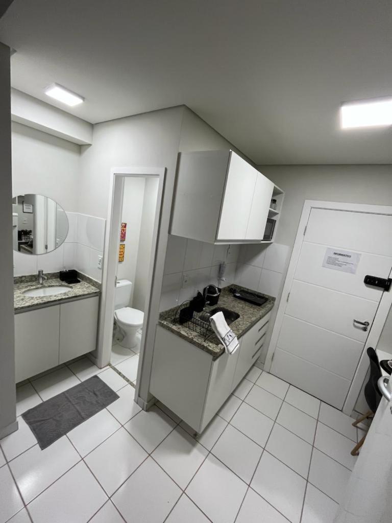 One-Bedroom Apartment photo 3