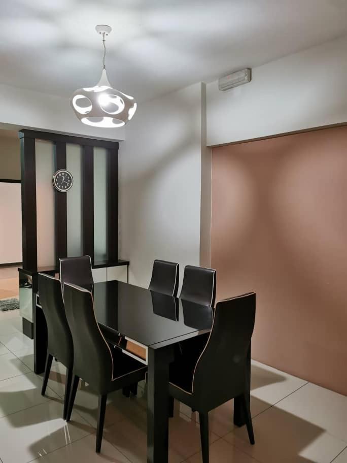 One-Bedroom Apartment - Photo 7