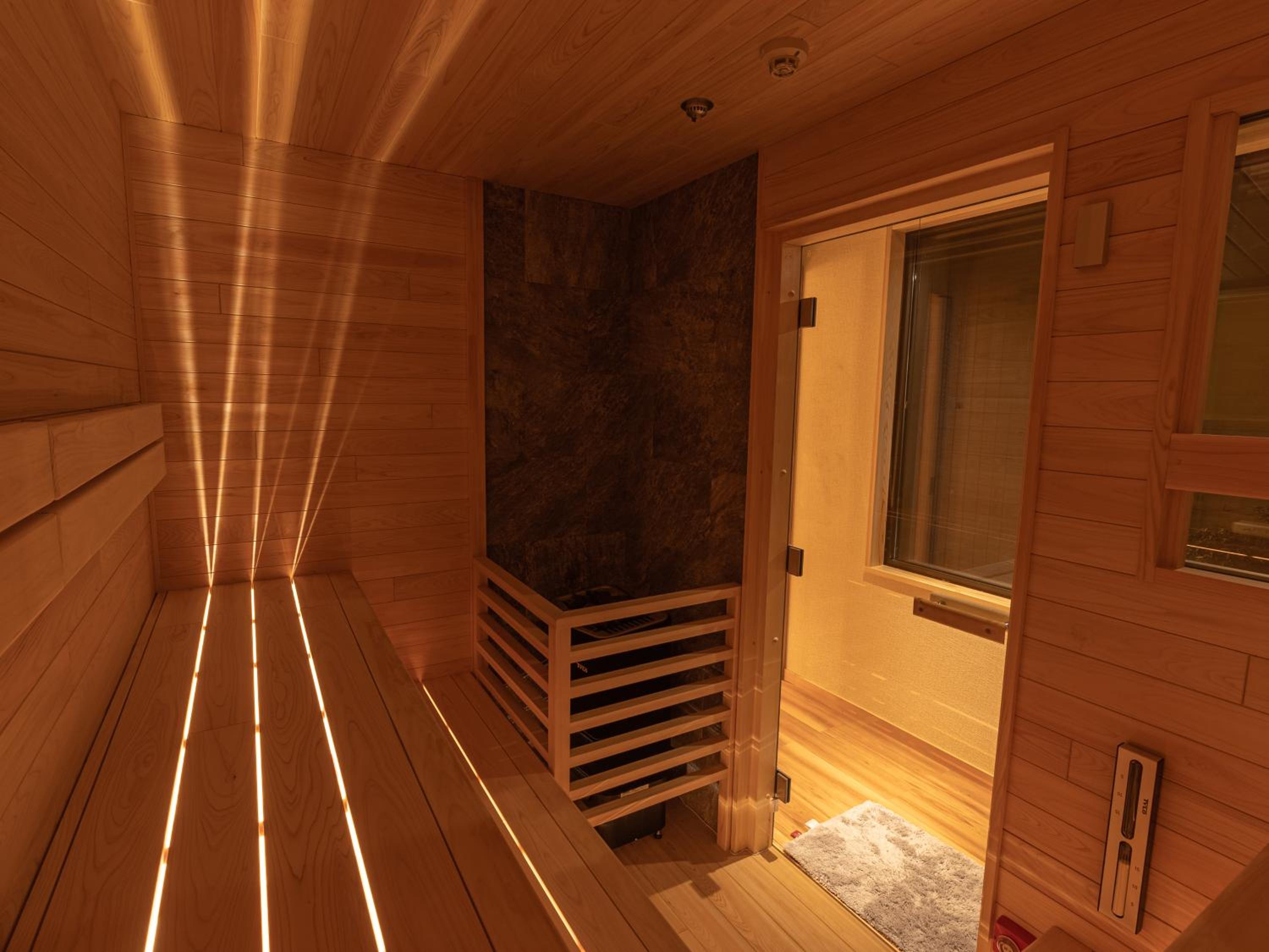 Suite with Sauna - Photo 4