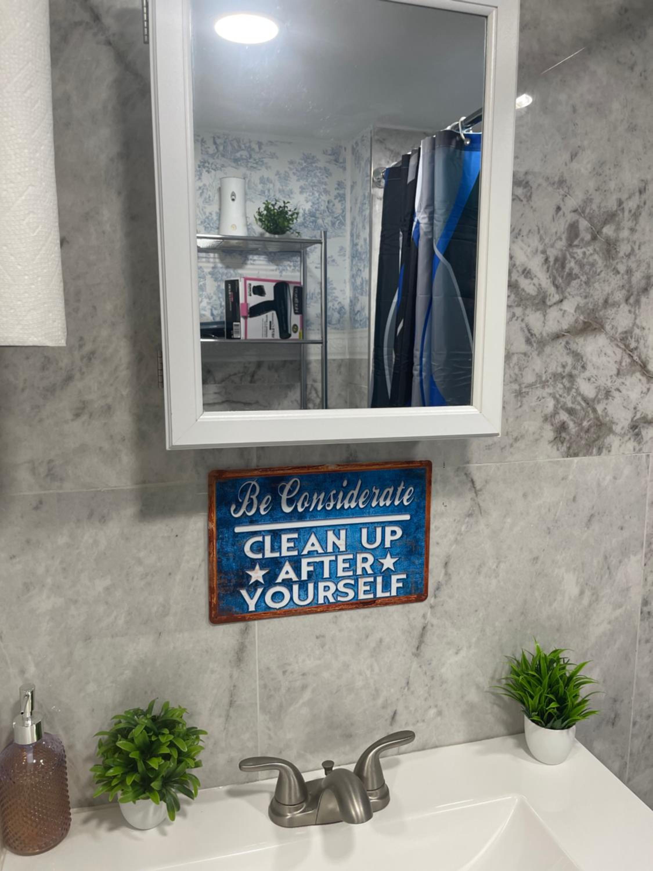 Single Room With Shared Bathroom photo 3