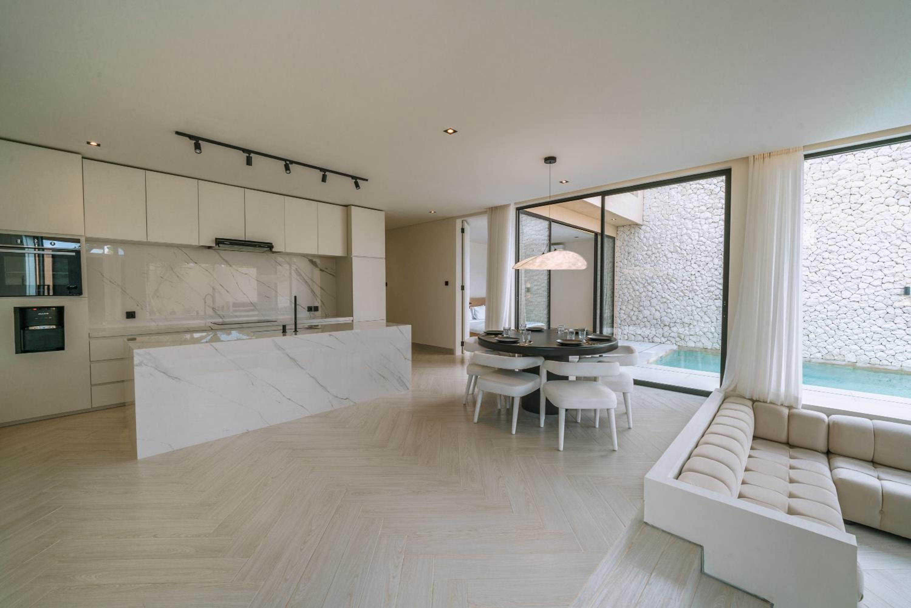 Three-Bedroom Villa photo 3
