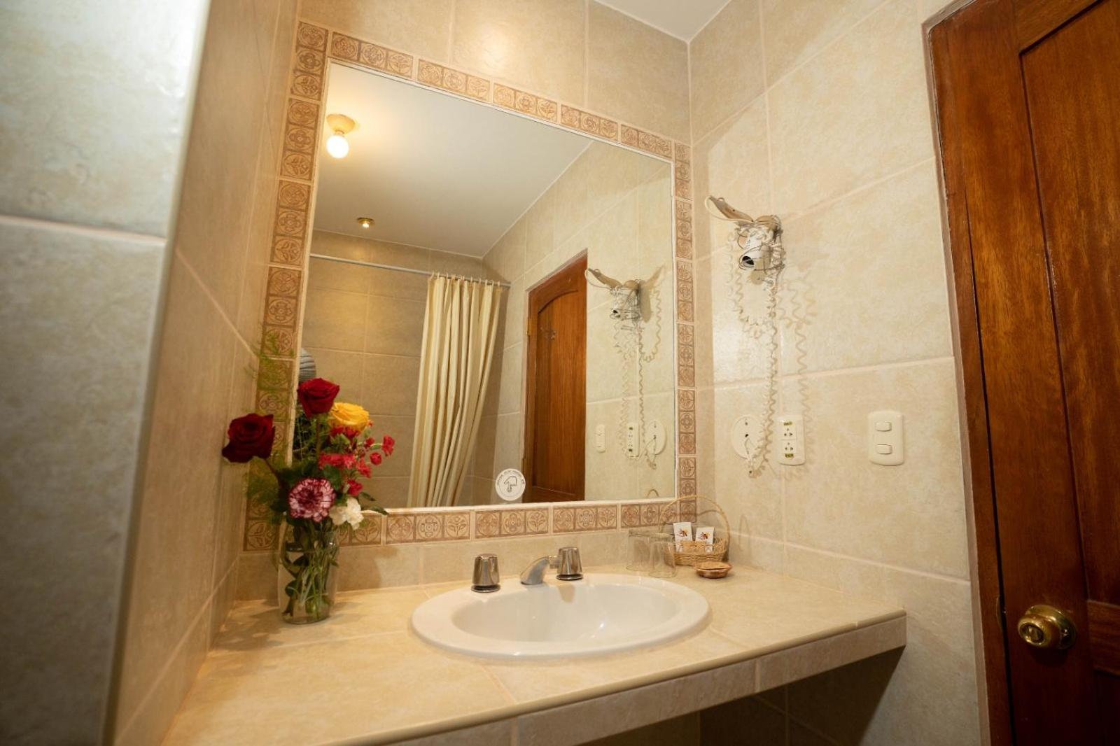Triple Room - Photo 6