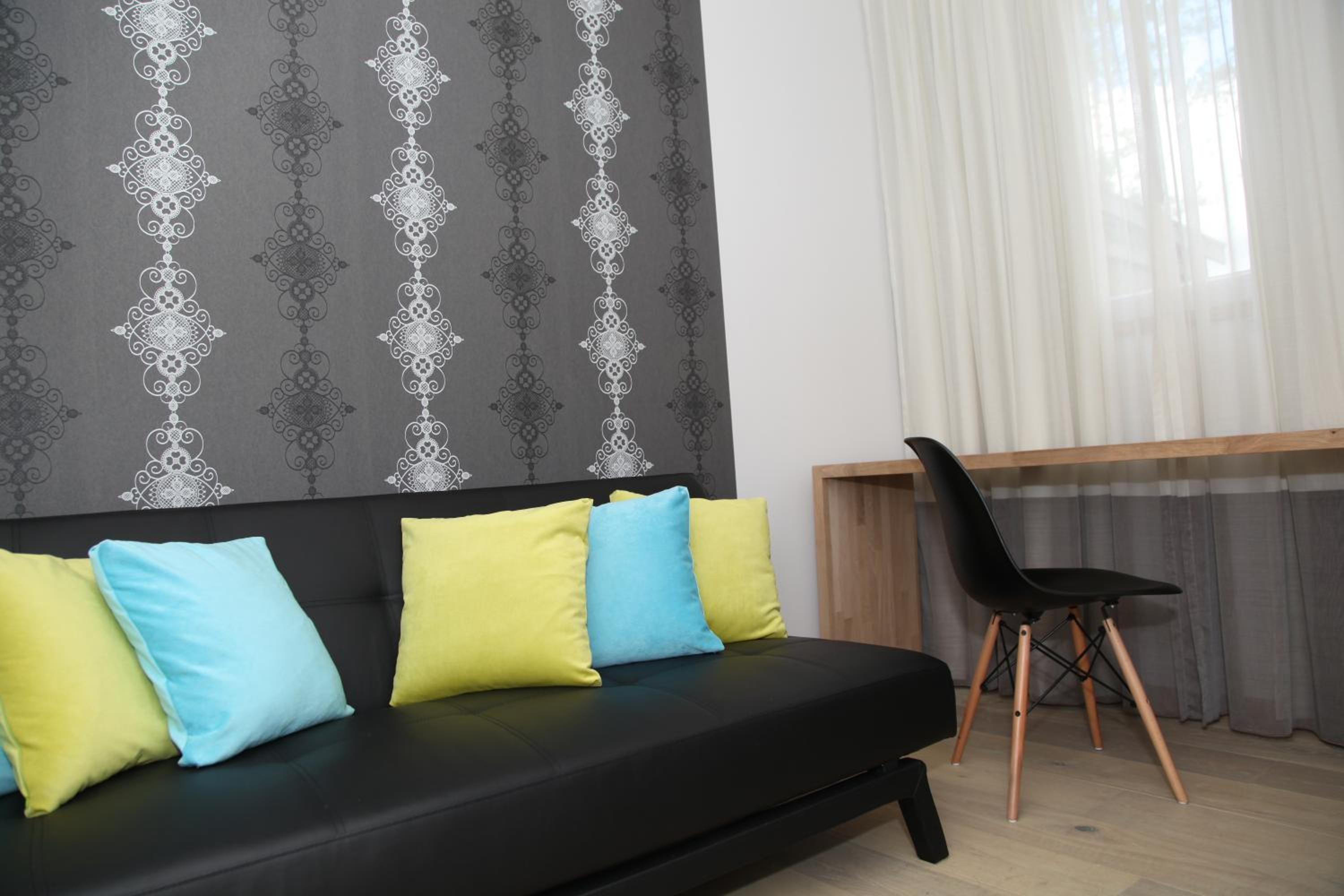 Twin Room with Terrace - Photo 10
