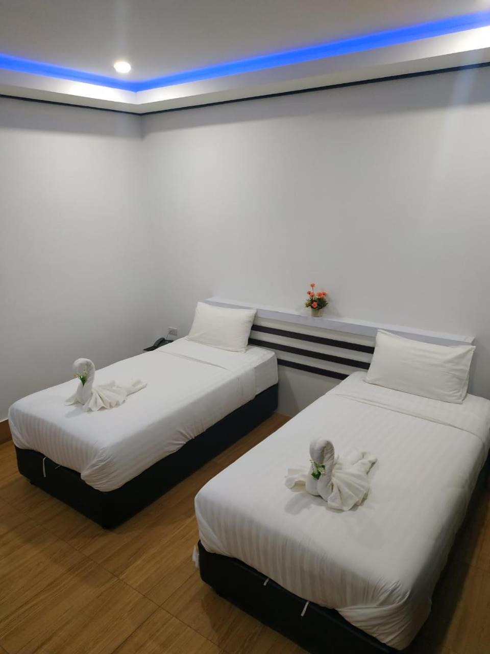 Deluxe Twin Room photo 2