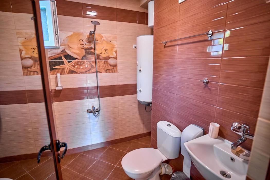 Two-Bedroom Villa - Photo 2