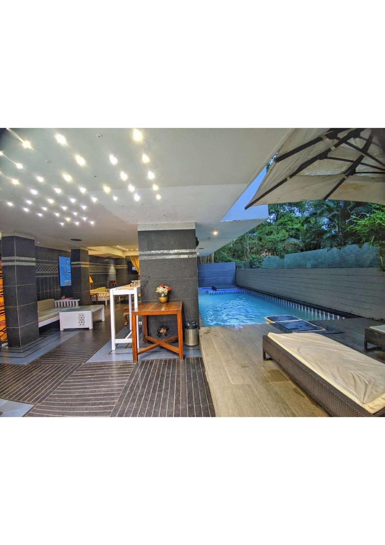 Villa photo 3