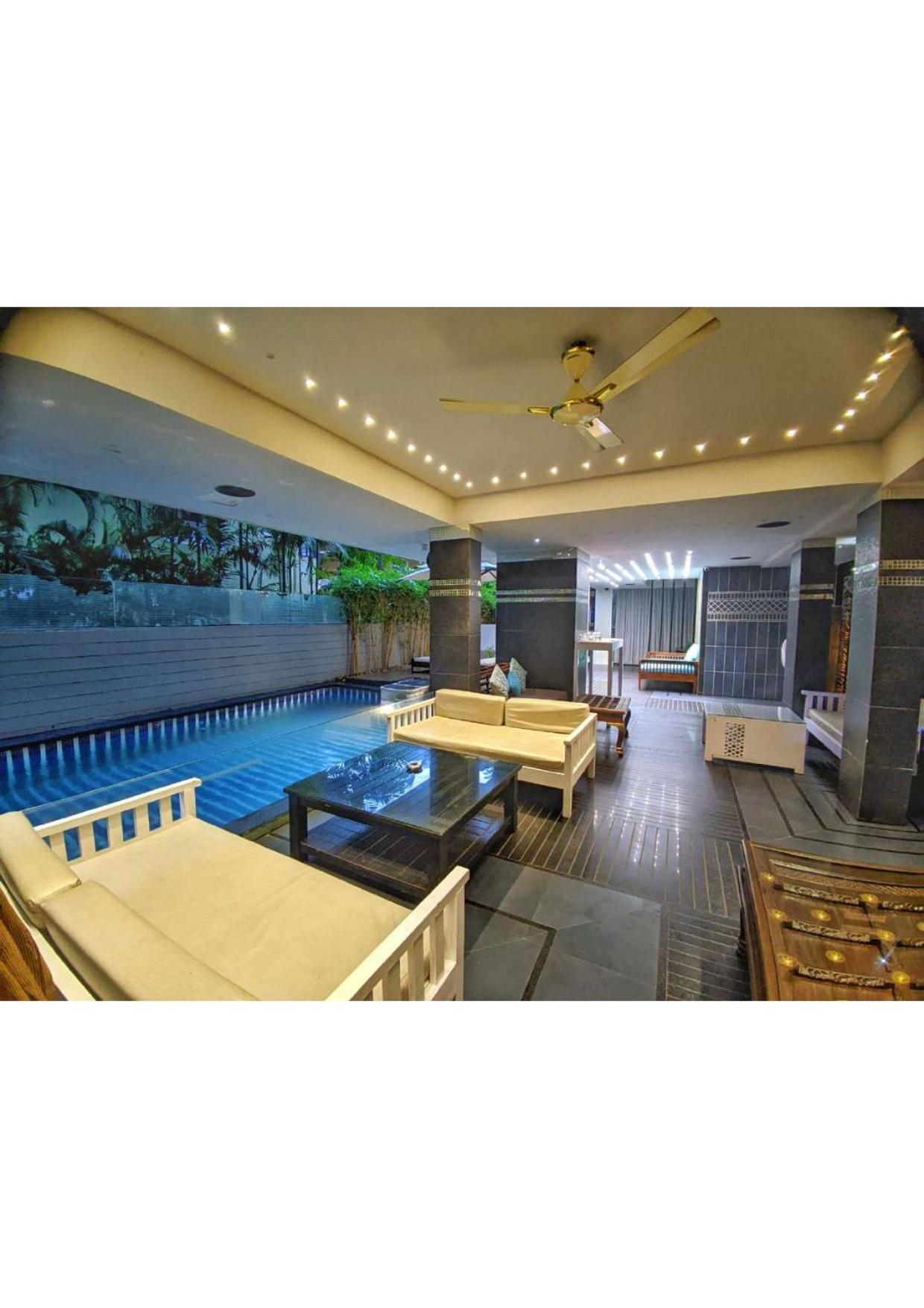 Villa photo 2