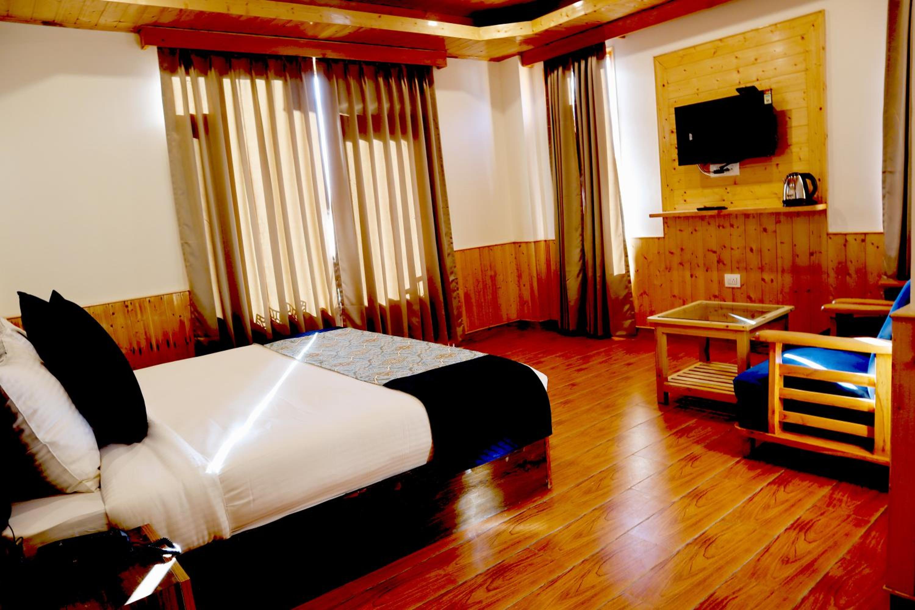 Double Room With Mountain View