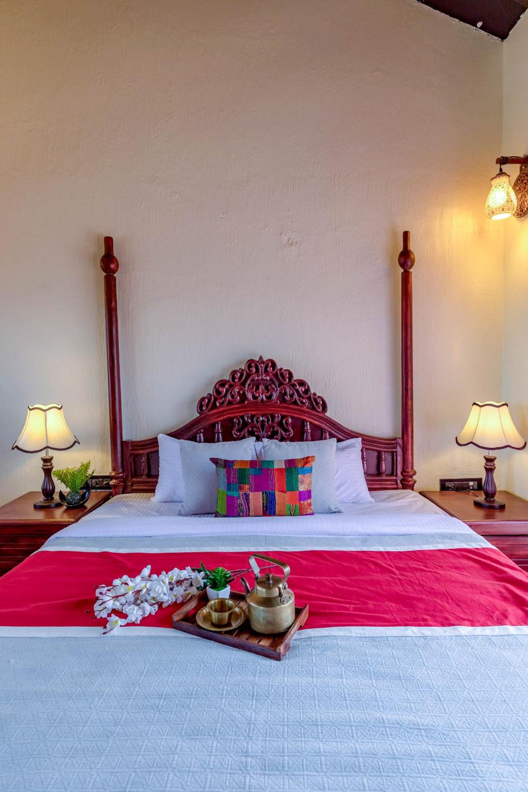 Standard King Room - Photo 4