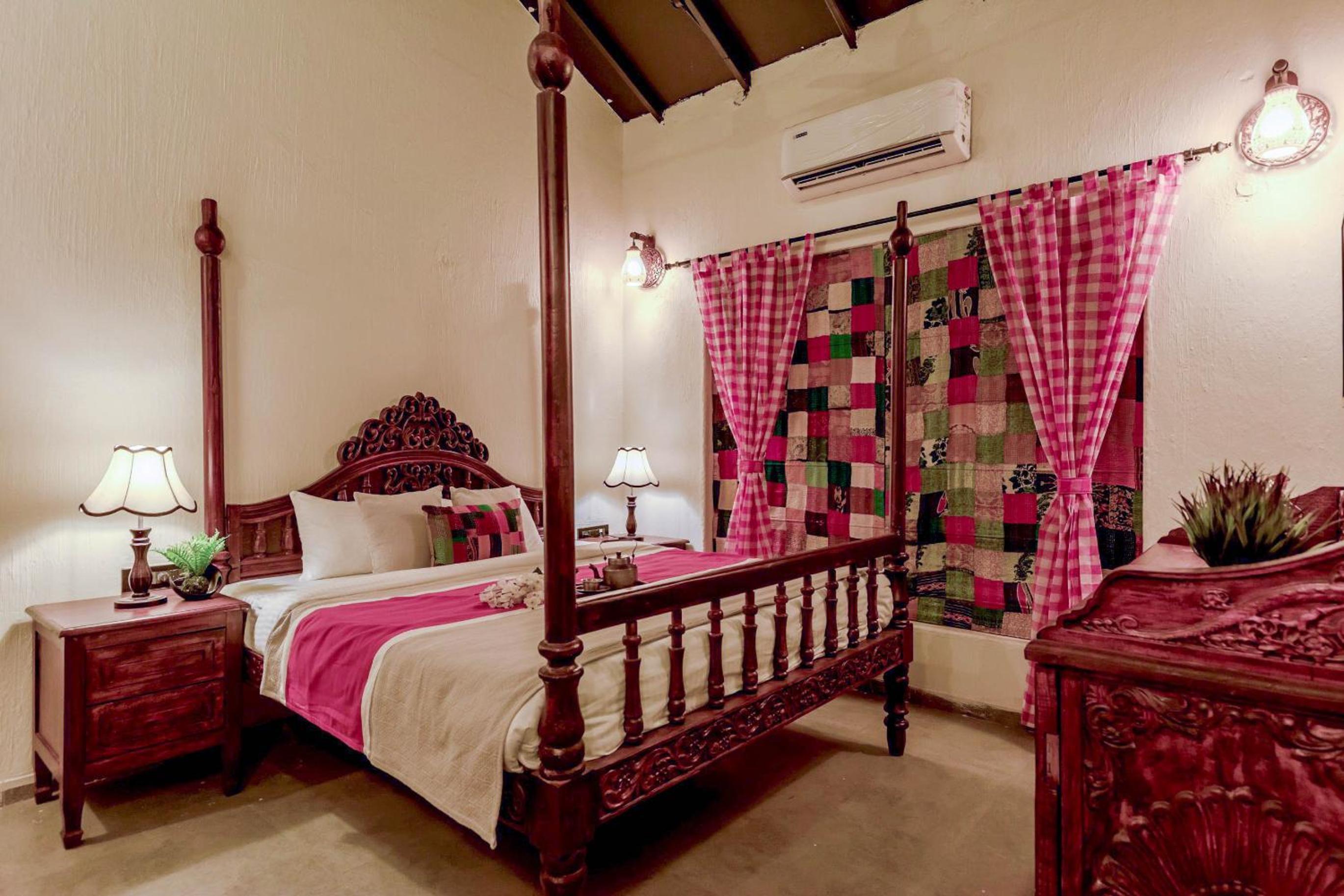 Standard King Room - Photo 1