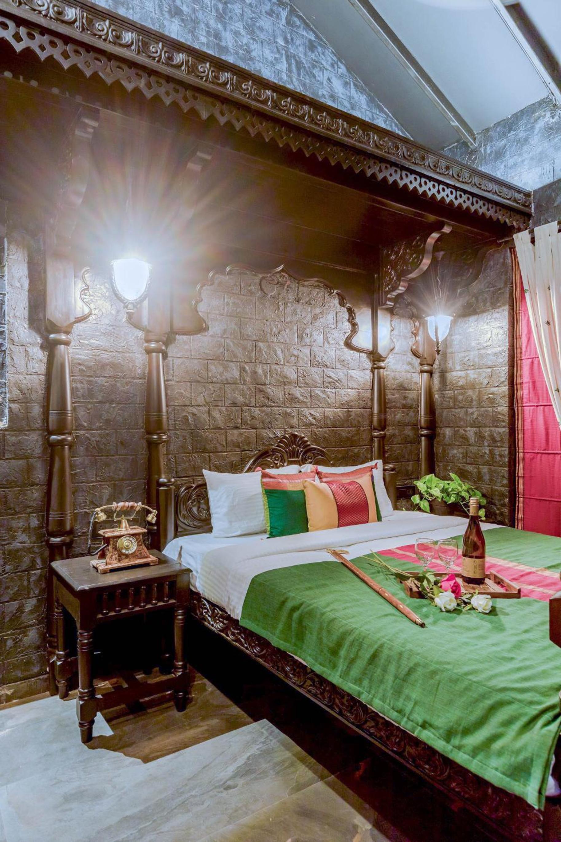 Superior King Room - Photo 2