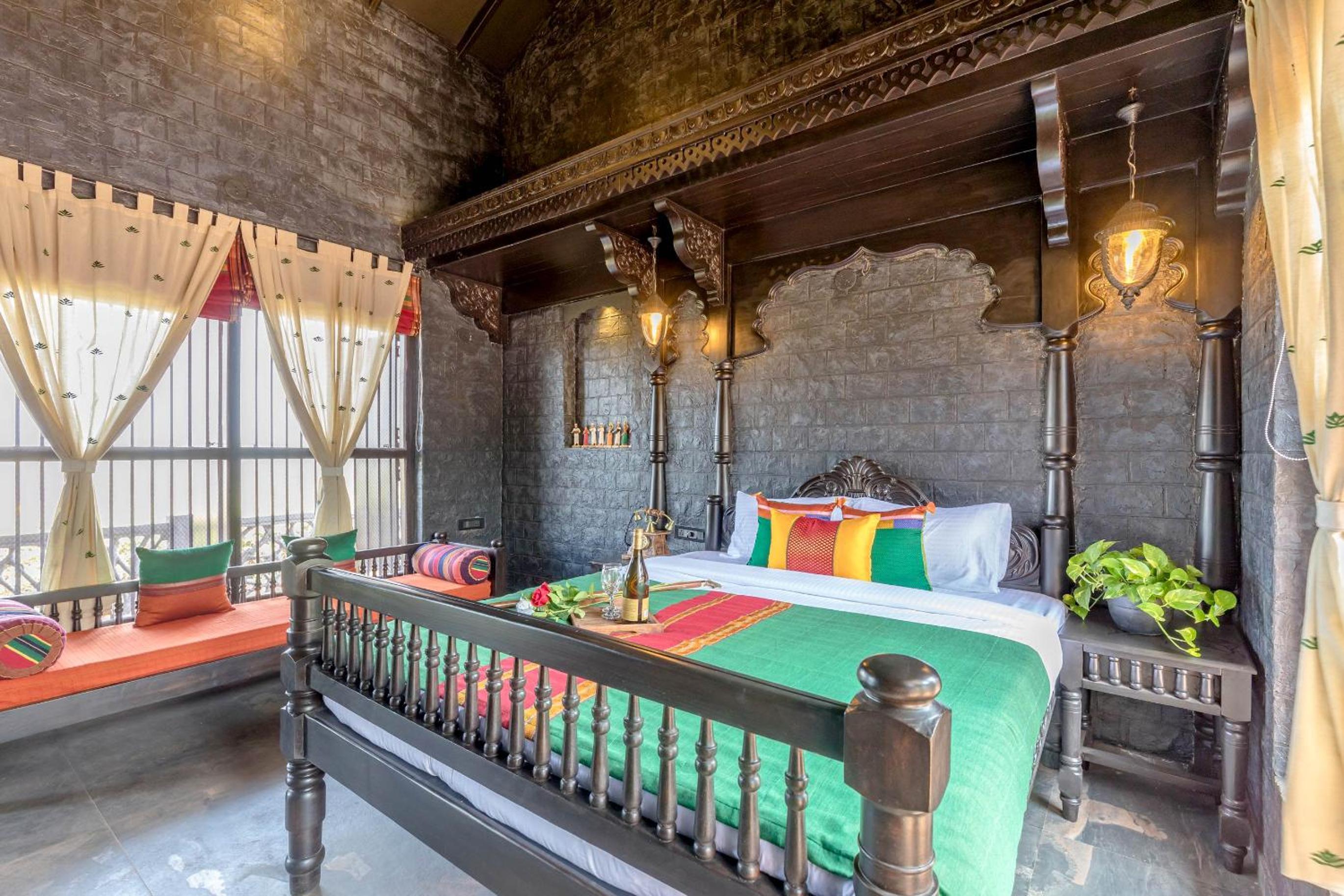 Superior King Room - Photo 1