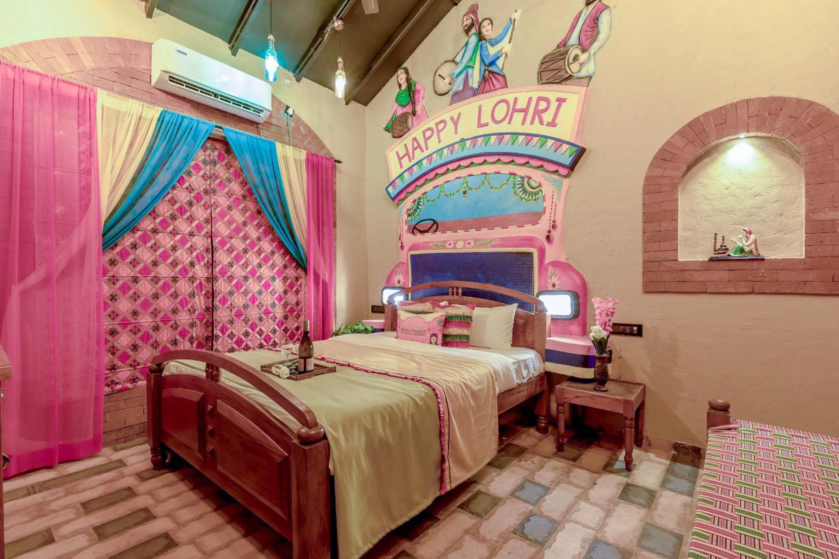 Queen Room - Photo 24
