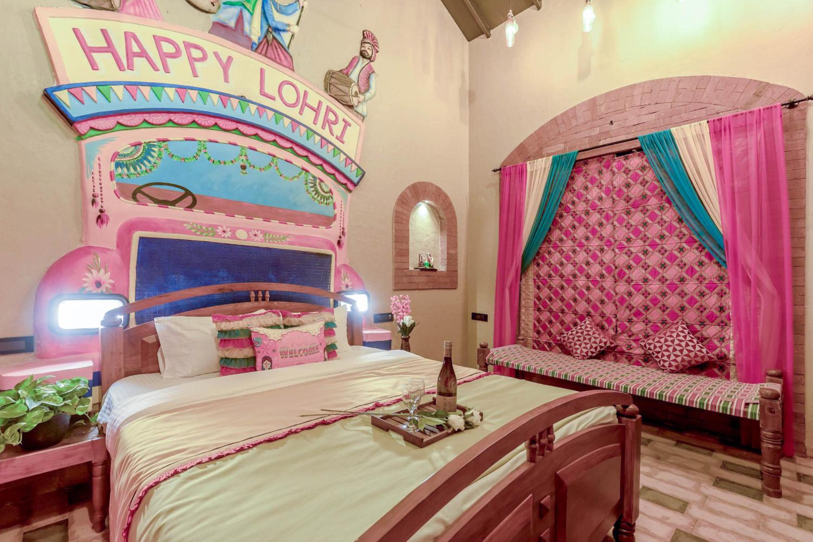 Queen Room - Photo 8