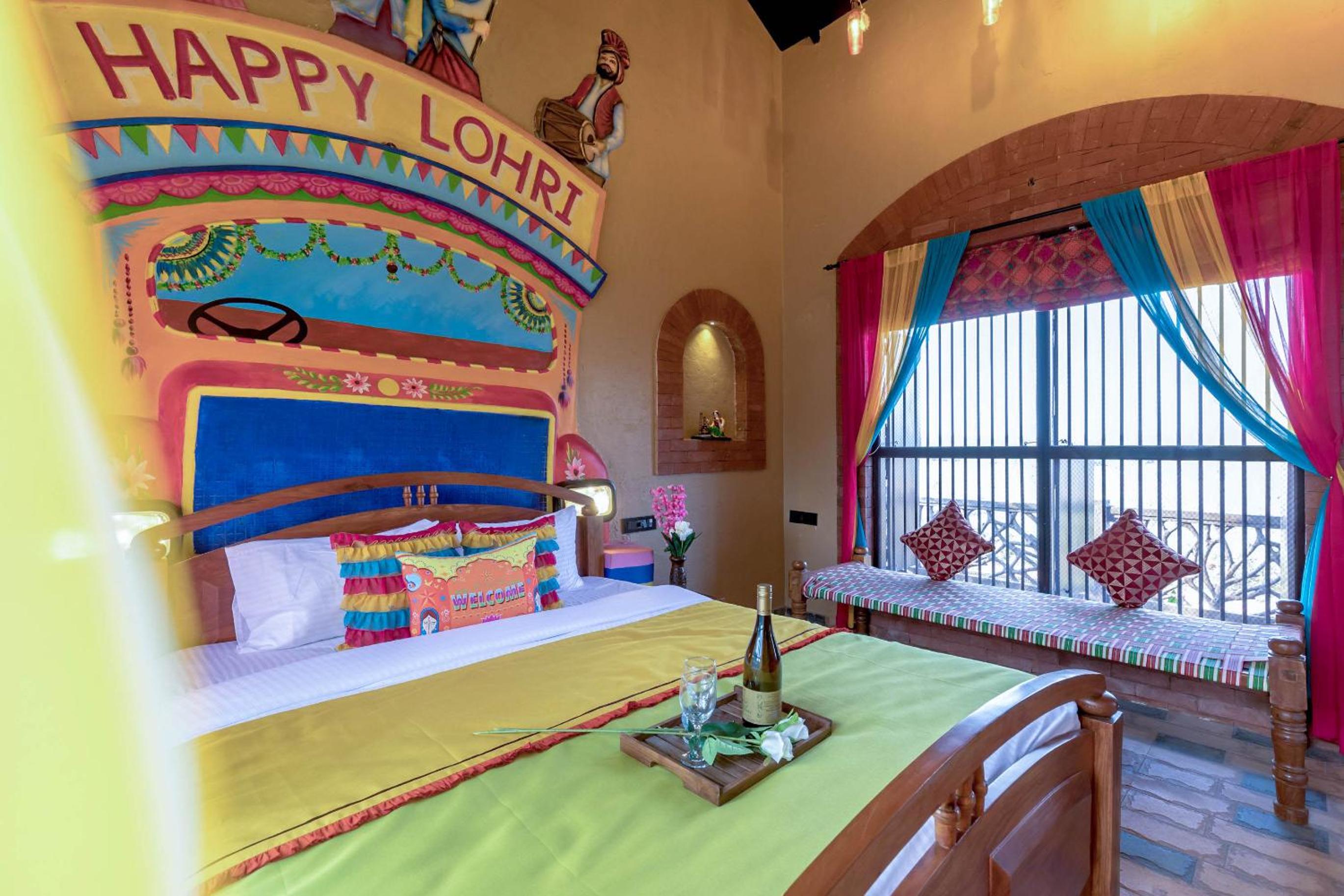 Queen Room - Photo 19