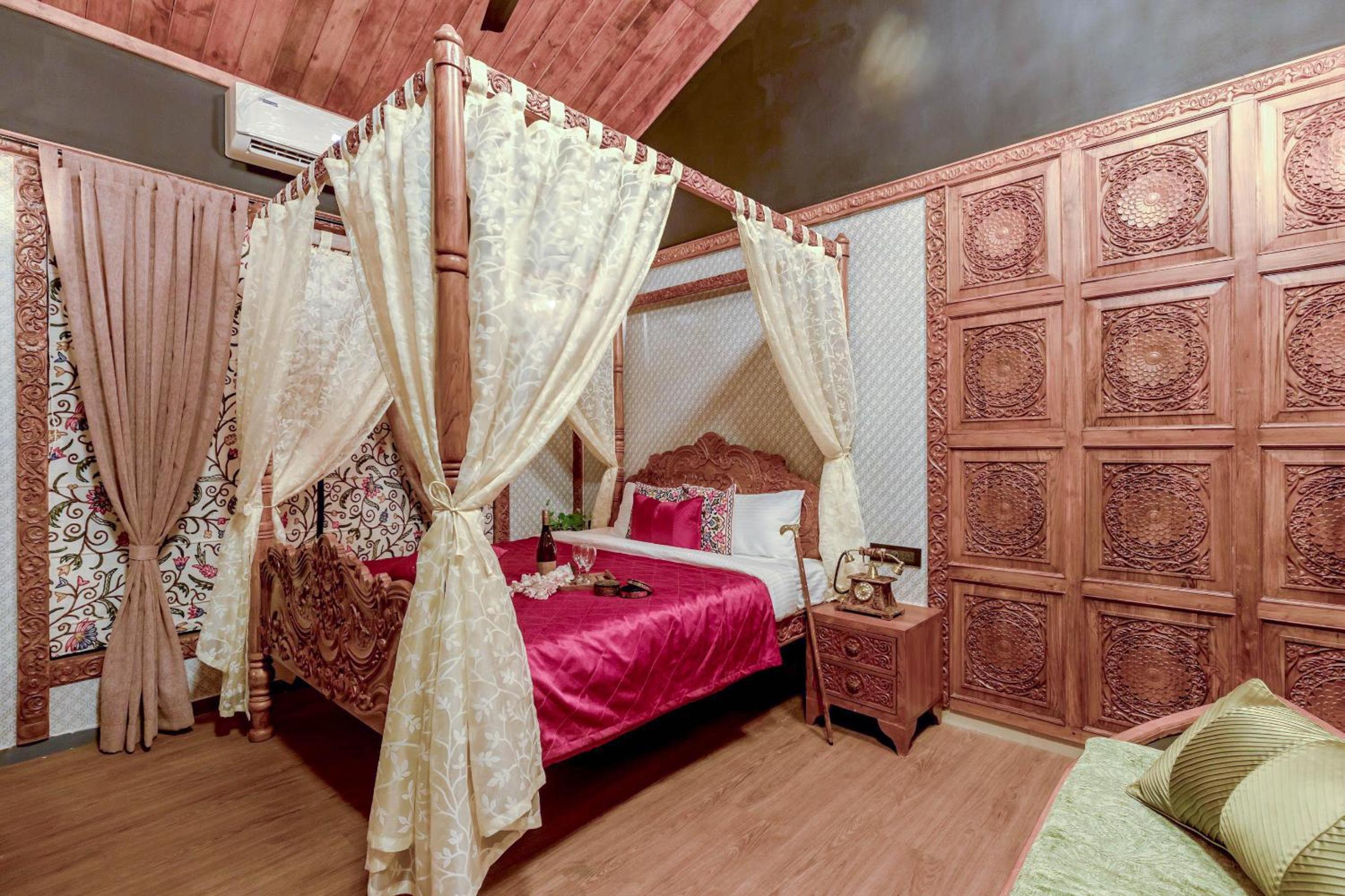 Superior Double Room - Photo 9