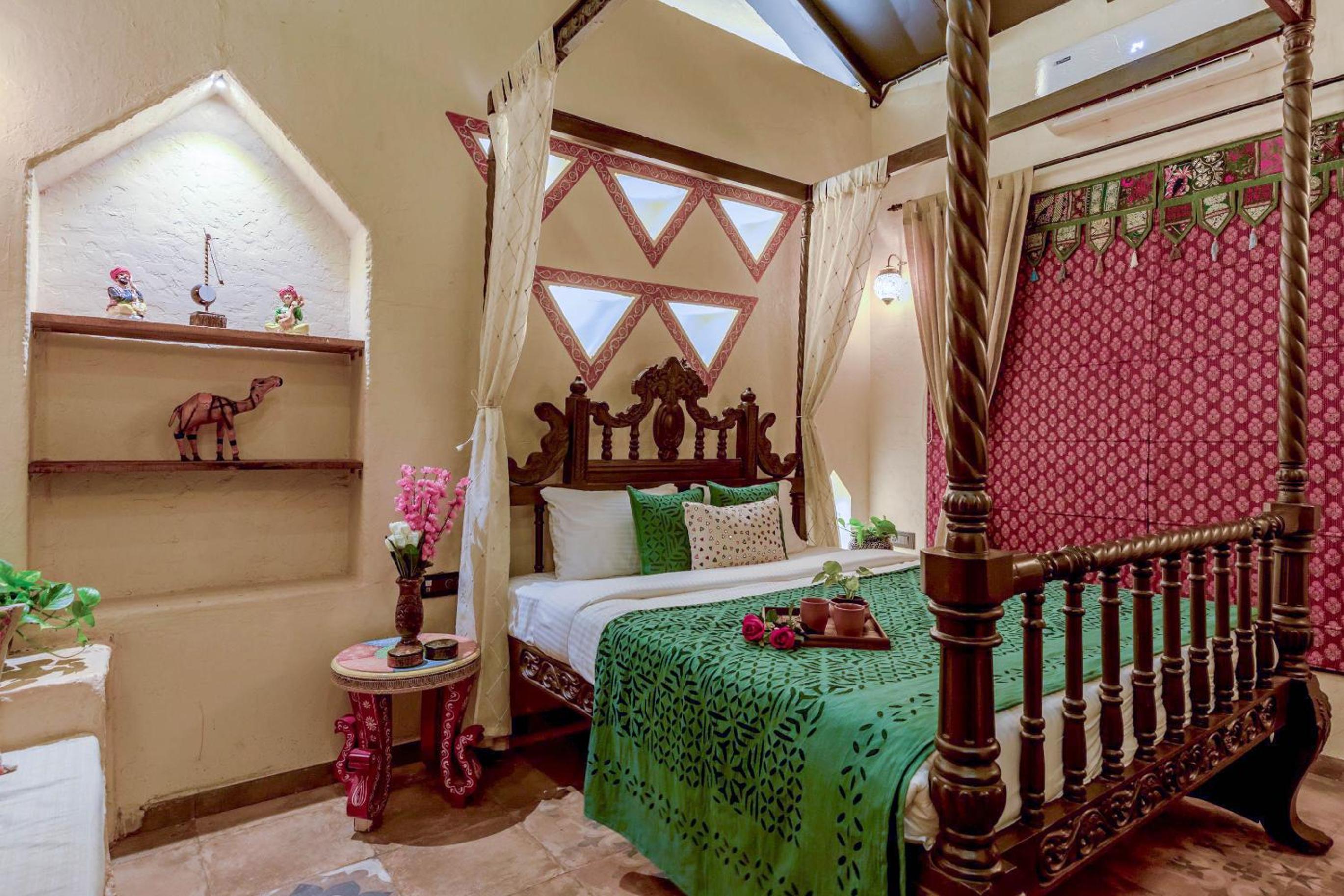 Superior Double or Twin Room - Photo 10