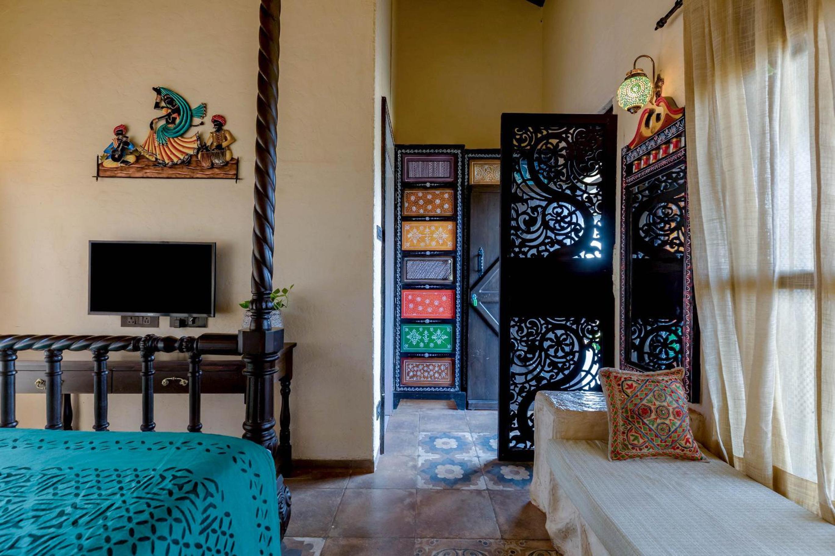 Superior Double or Twin Room - Photo 12