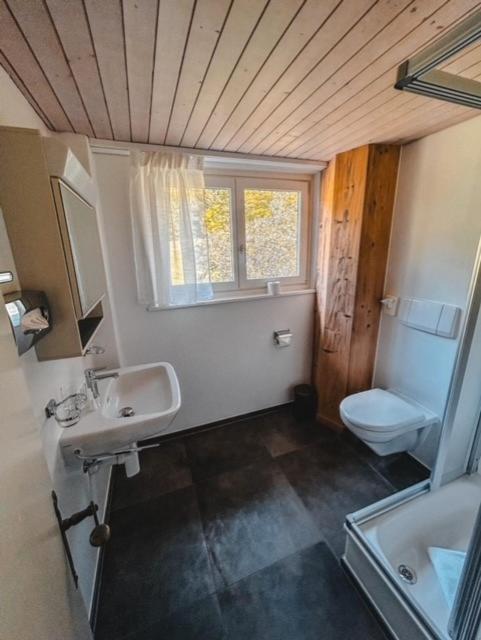 Deluxe Room with Mountain View - Photo 2