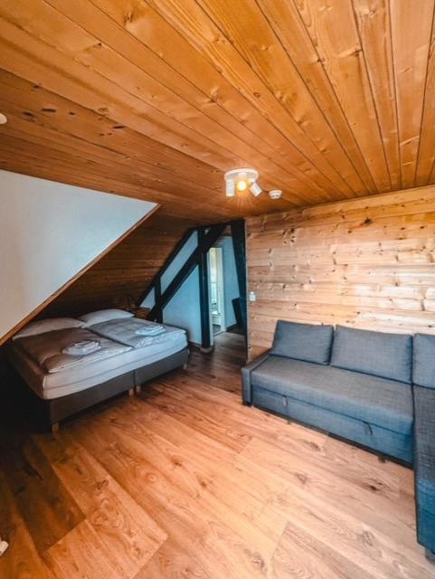 Deluxe Room with Mountain View - Photo 3