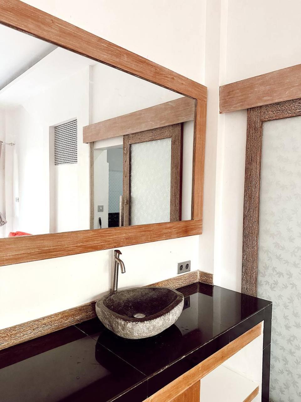Deluxe Double Room - Photo 10