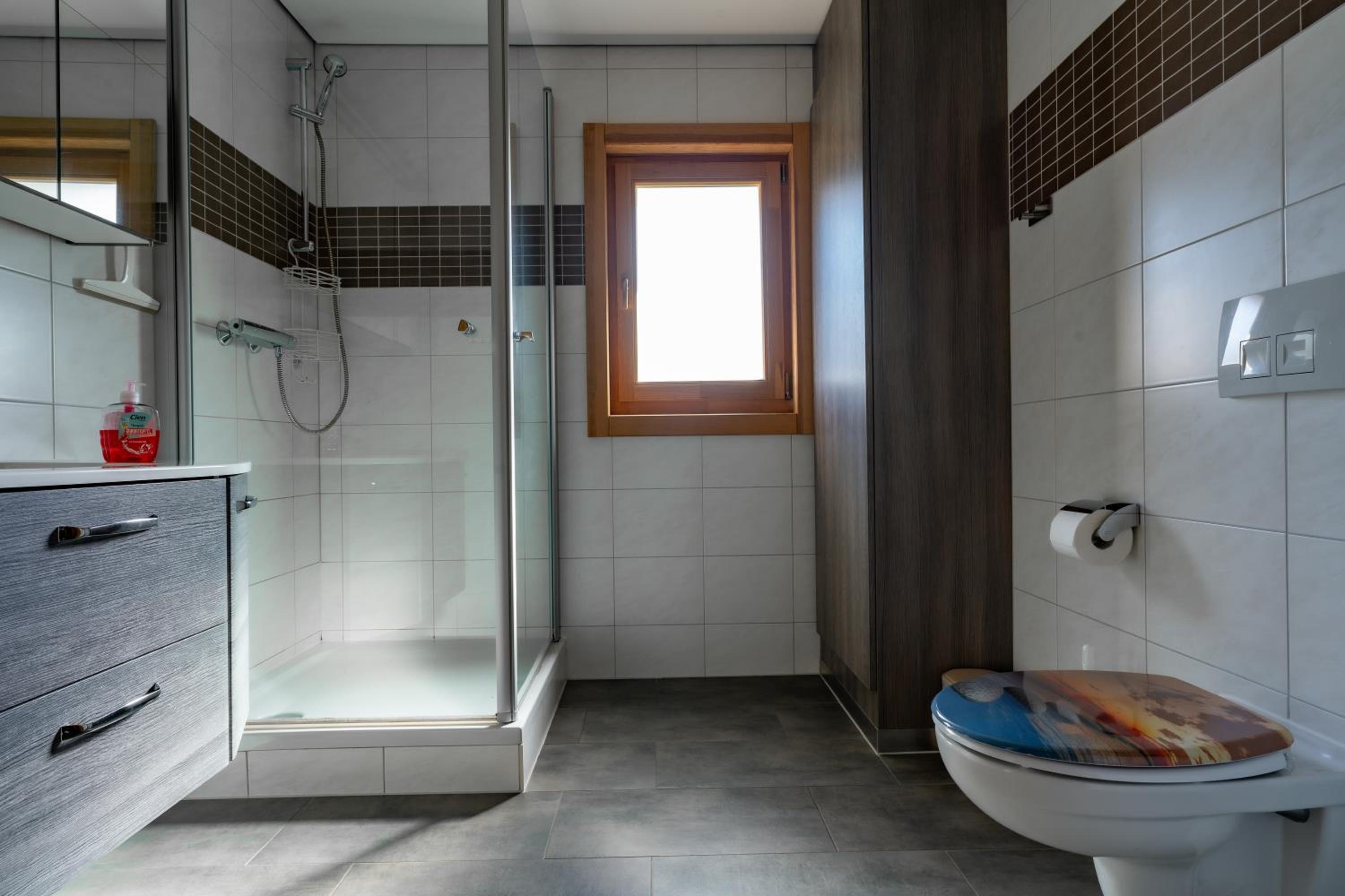 Two-Bedroom House photo 2