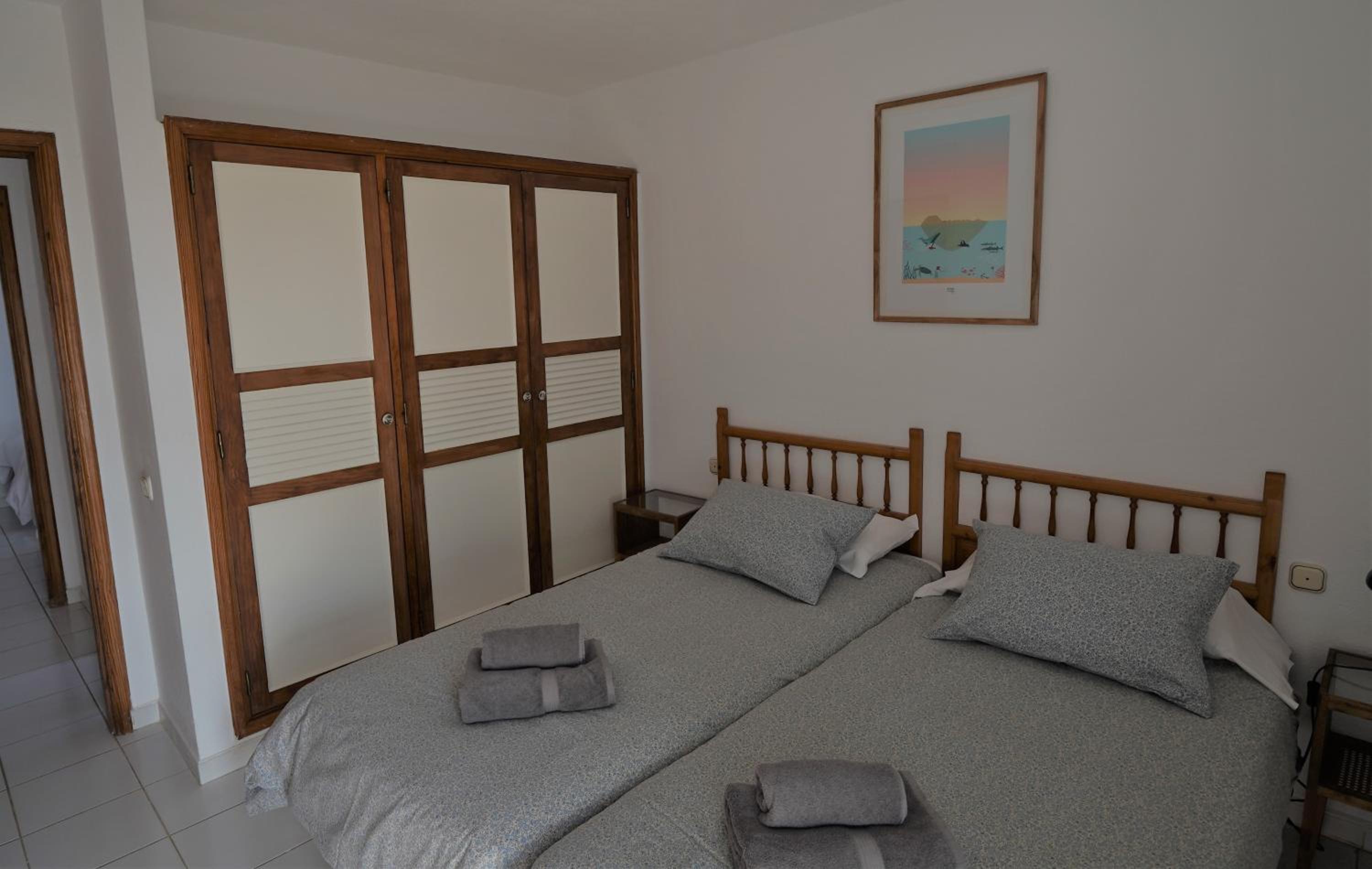 Two-Bedroom House photo 3