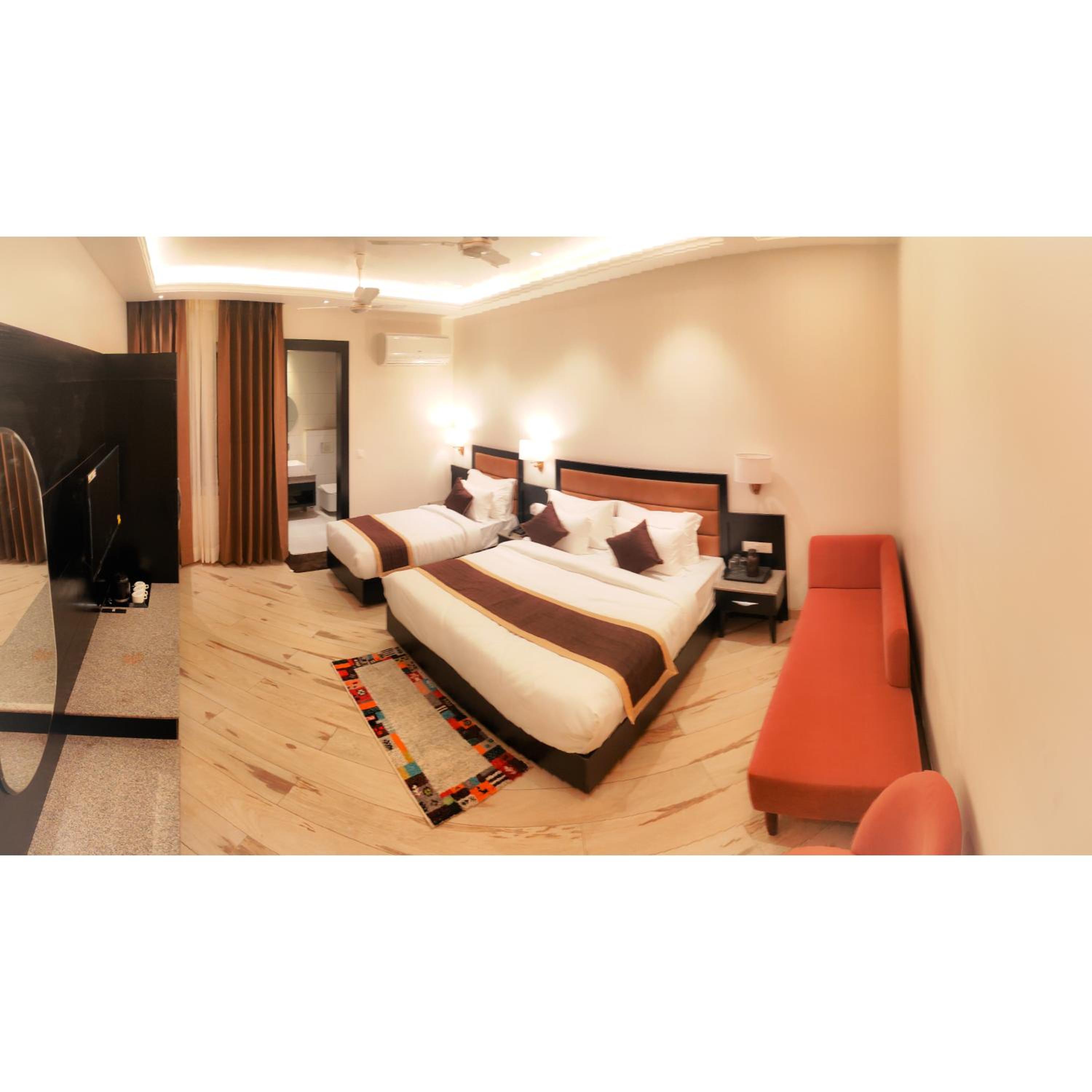 Superior Triple Room - Photo 1