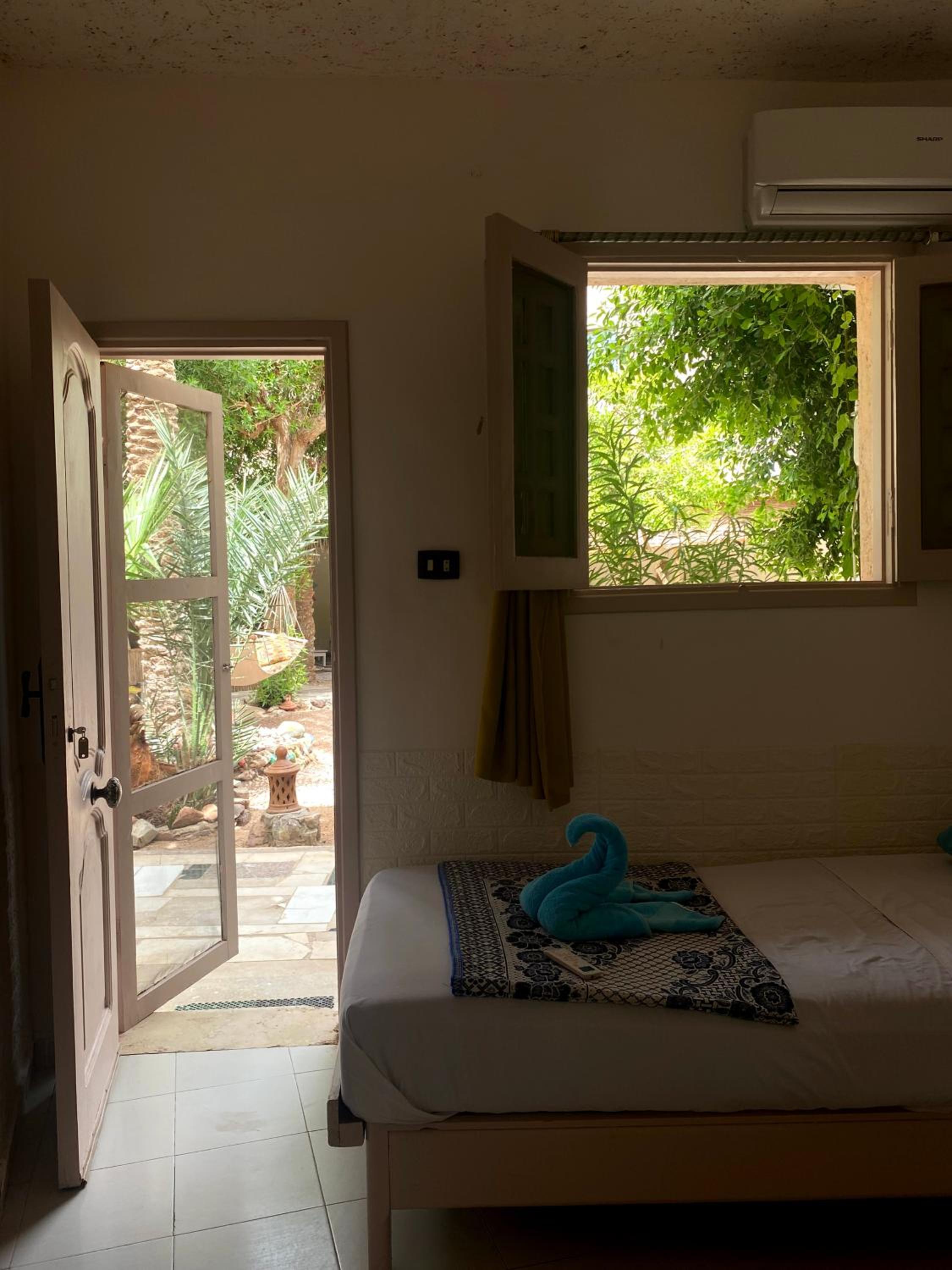 Double Room with Private Bathroom photo 2